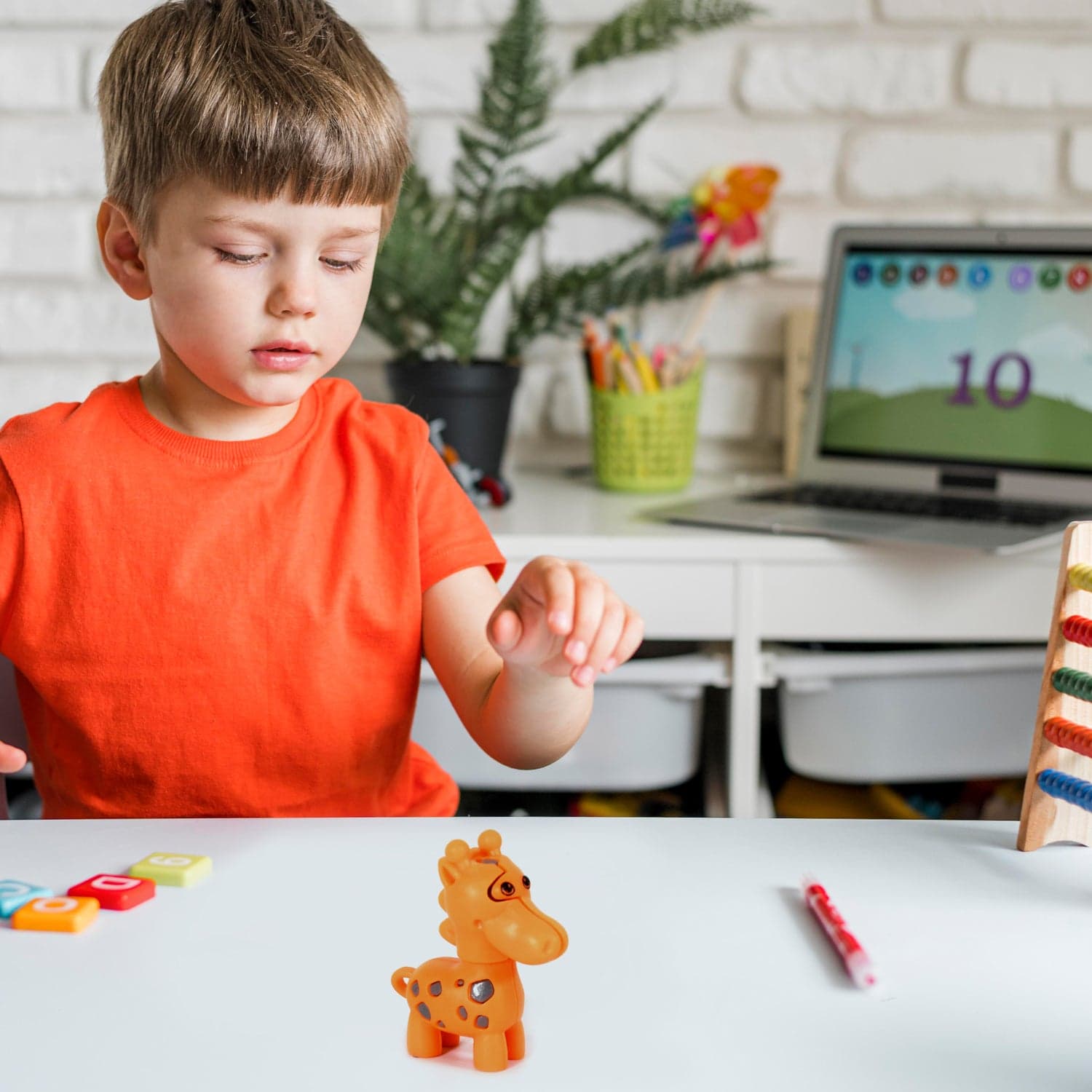Extandable Giraffe toy, Cute Looking Giraffe with Extandable Neck thumbnail 5