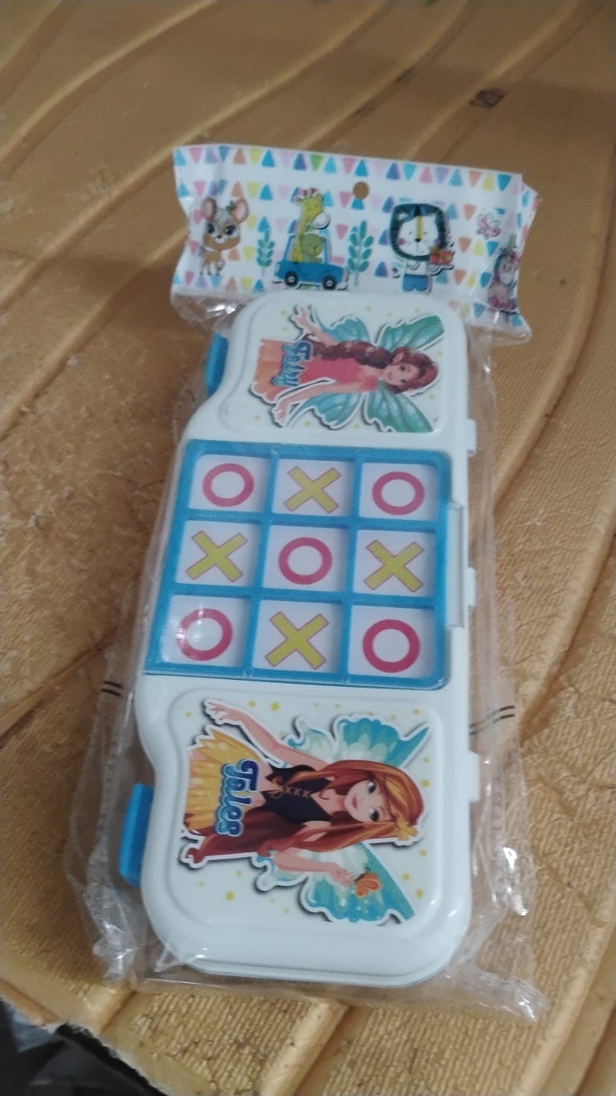 Kids Pencil Box With Built In Tic Tac Toe Game thumbnail 7
