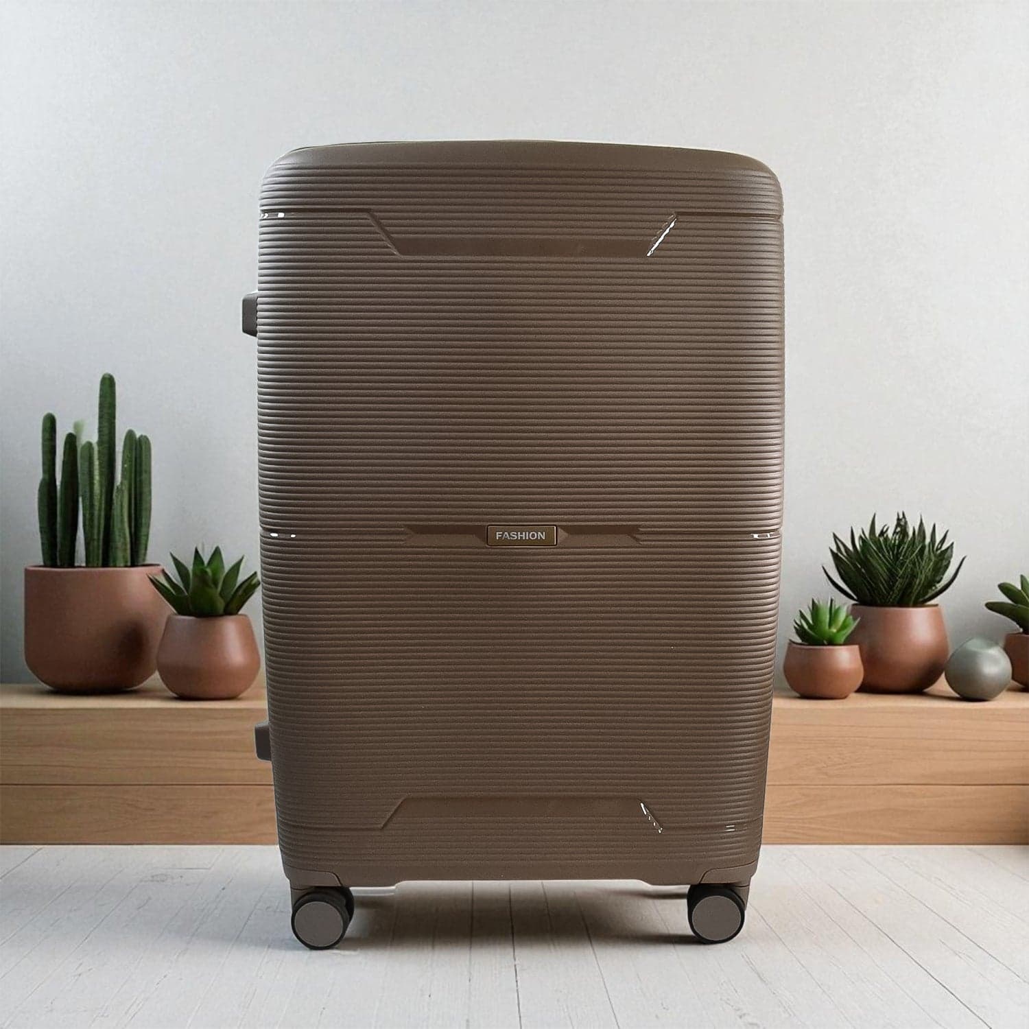 Hard Shell Trolley Luggage Bag Set Of 3 Pice thumbnail 3