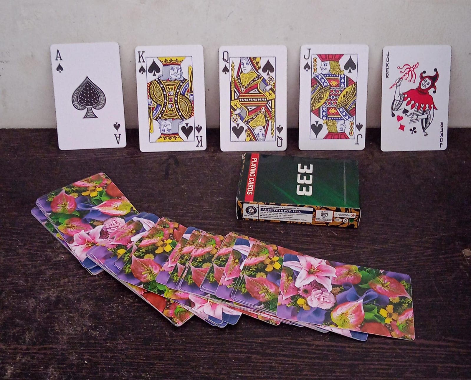 Luxury Playing Cards Deck with HD Printing & Premium Quality thumbnail 9