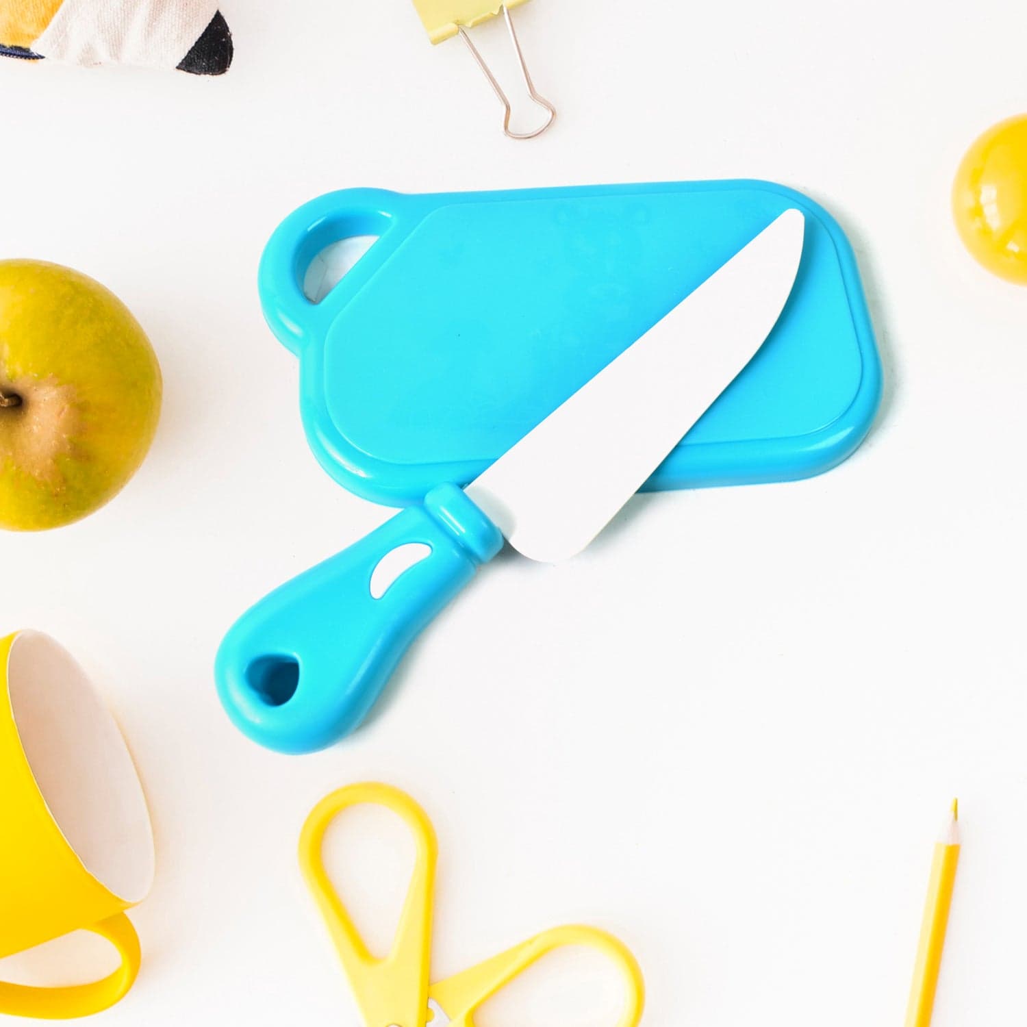 Realistic slice-able fruits and vegetables cut in 2 part play toy set thumbnail 4