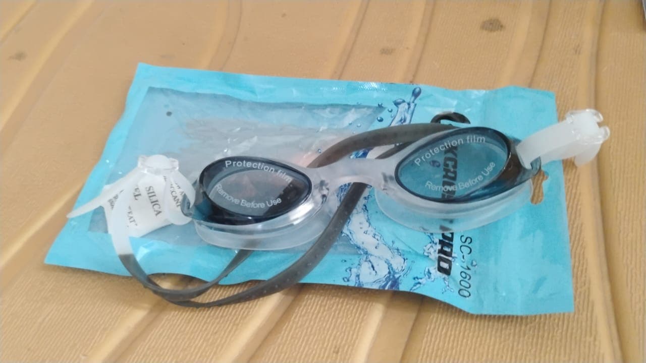 Swimming Goggle Clear Vision For Swimmers thumbnail 6