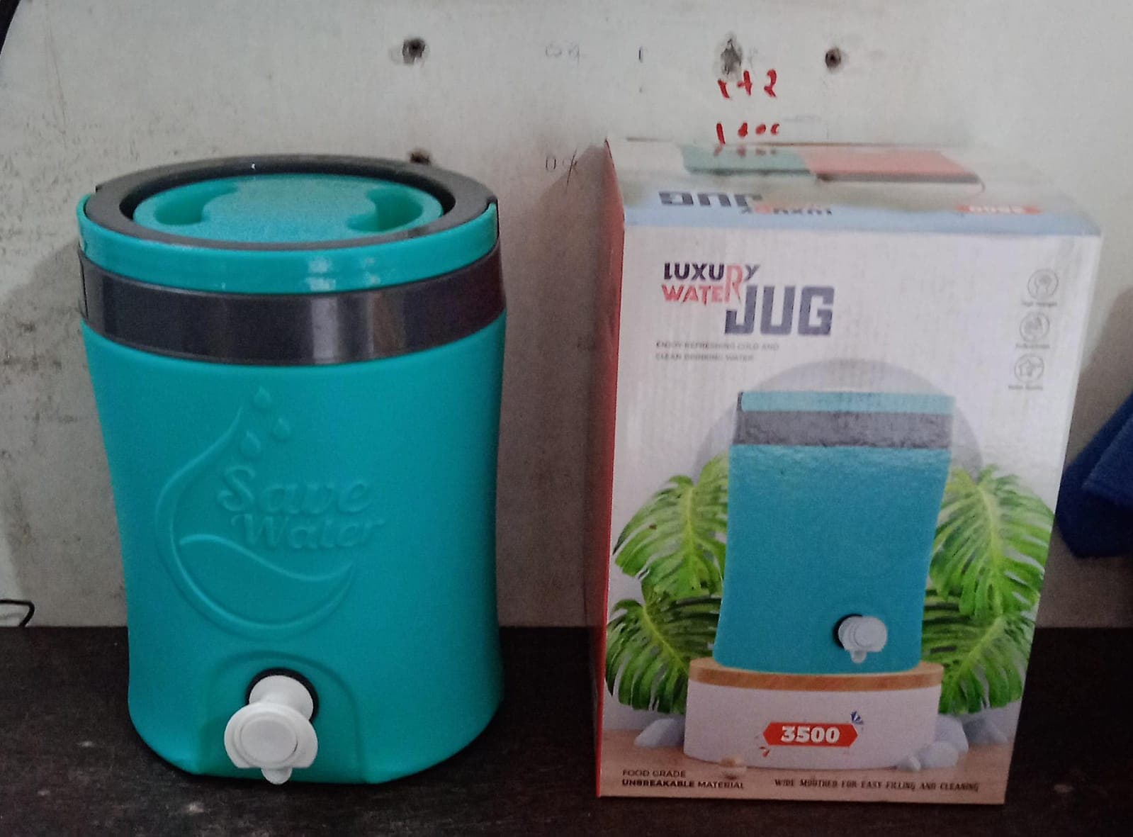 Water Jug Camper with Tap Plastic Insulated Water 3.5 Liter Water Storage Cool Water Storage for Traveling Water Jug 3.5 Ltr thumbnail 6