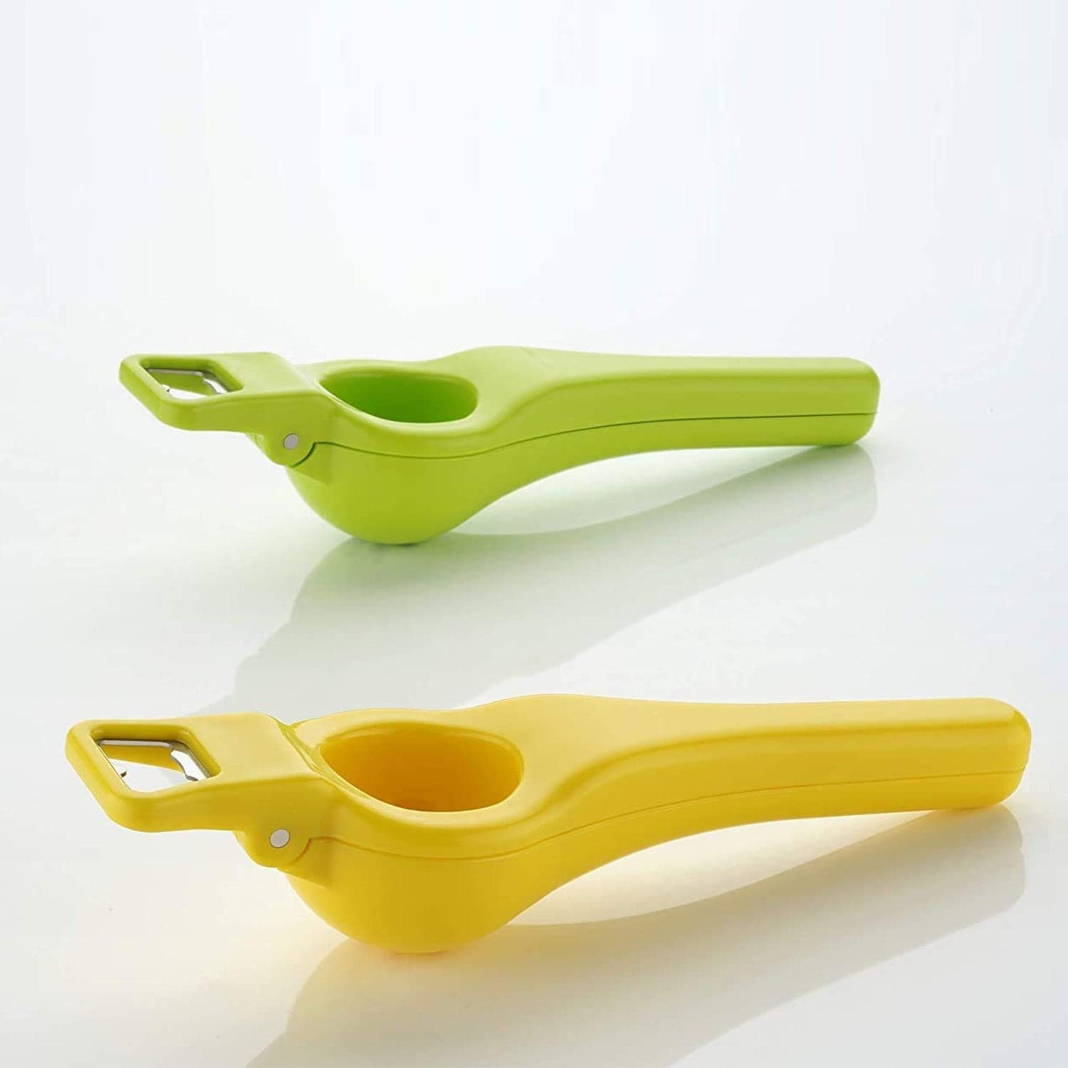 Kitchen 2 in 1 Unbreakable Lemon Squeezer and Bottle Opener (1 Pc) thumbnail 4