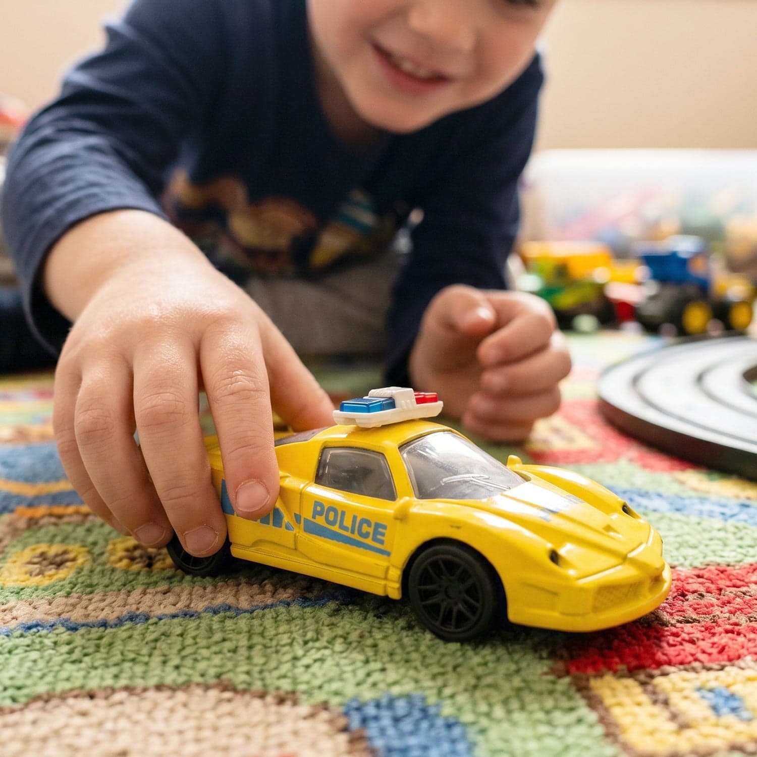 Police Mini Toy Car the Realistic Pull-Back Friction Vehicle thumbnail 8