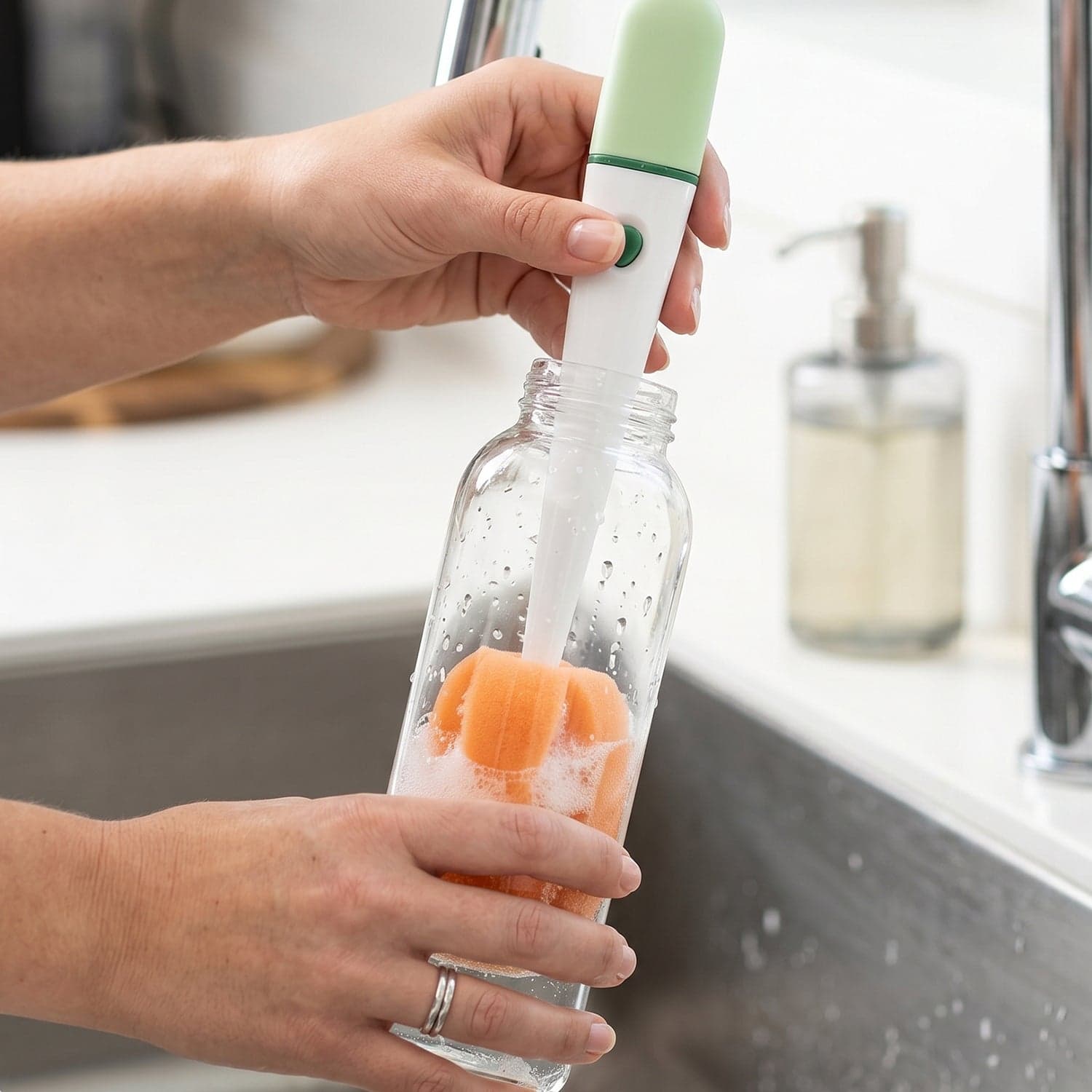 3 in 1 Carrot Bottle Cleaning Brush the Multipurpose Water Bottle Scrubber thumbnail 8