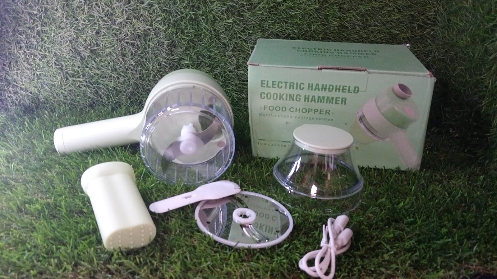 4 In 1 Handheld Electric Vegetable Cutter Set thumbnail 9