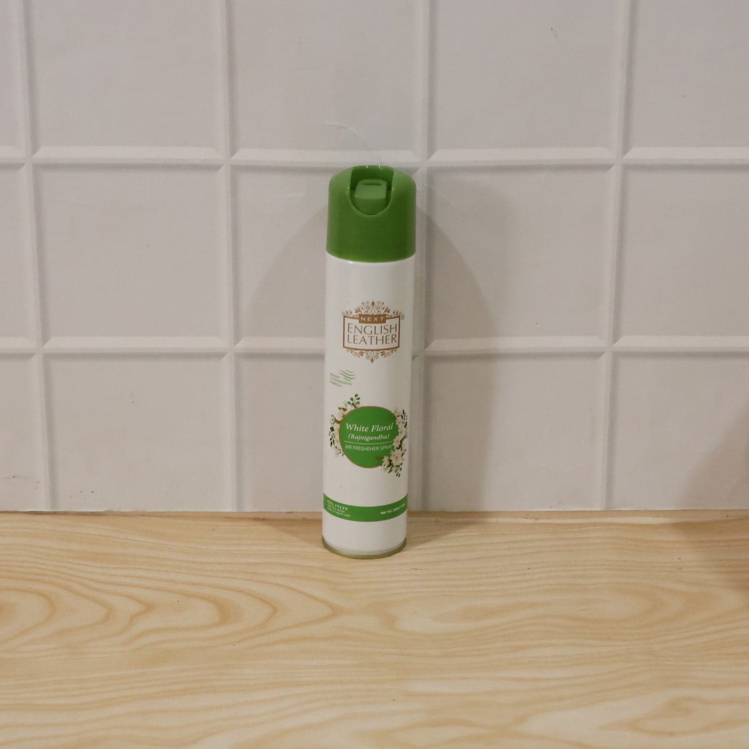 Rajnigandha Air Freshener Spray the Long-lasting White Floral Fragrance thumbnail 9
