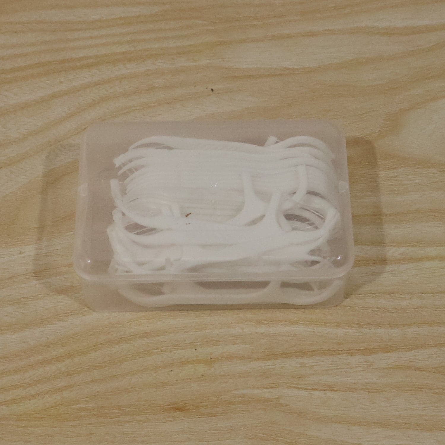 2-in-1 Dental Floss & Toothpick Sticks - Portable & Hygienic thumbnail 9