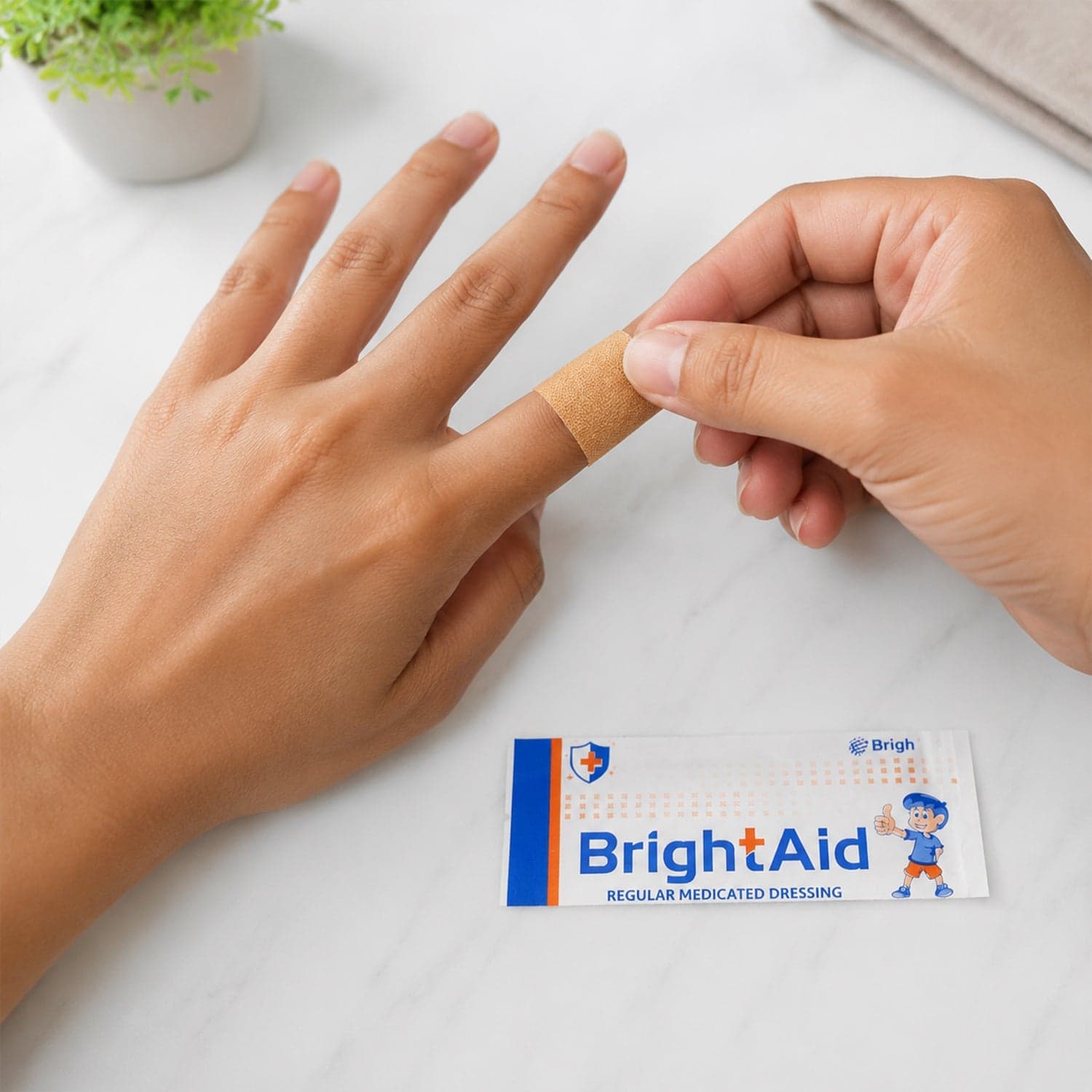 Adhesive Bandages the Medicated Sterile Sheets for Minor Wounds thumbnail 7