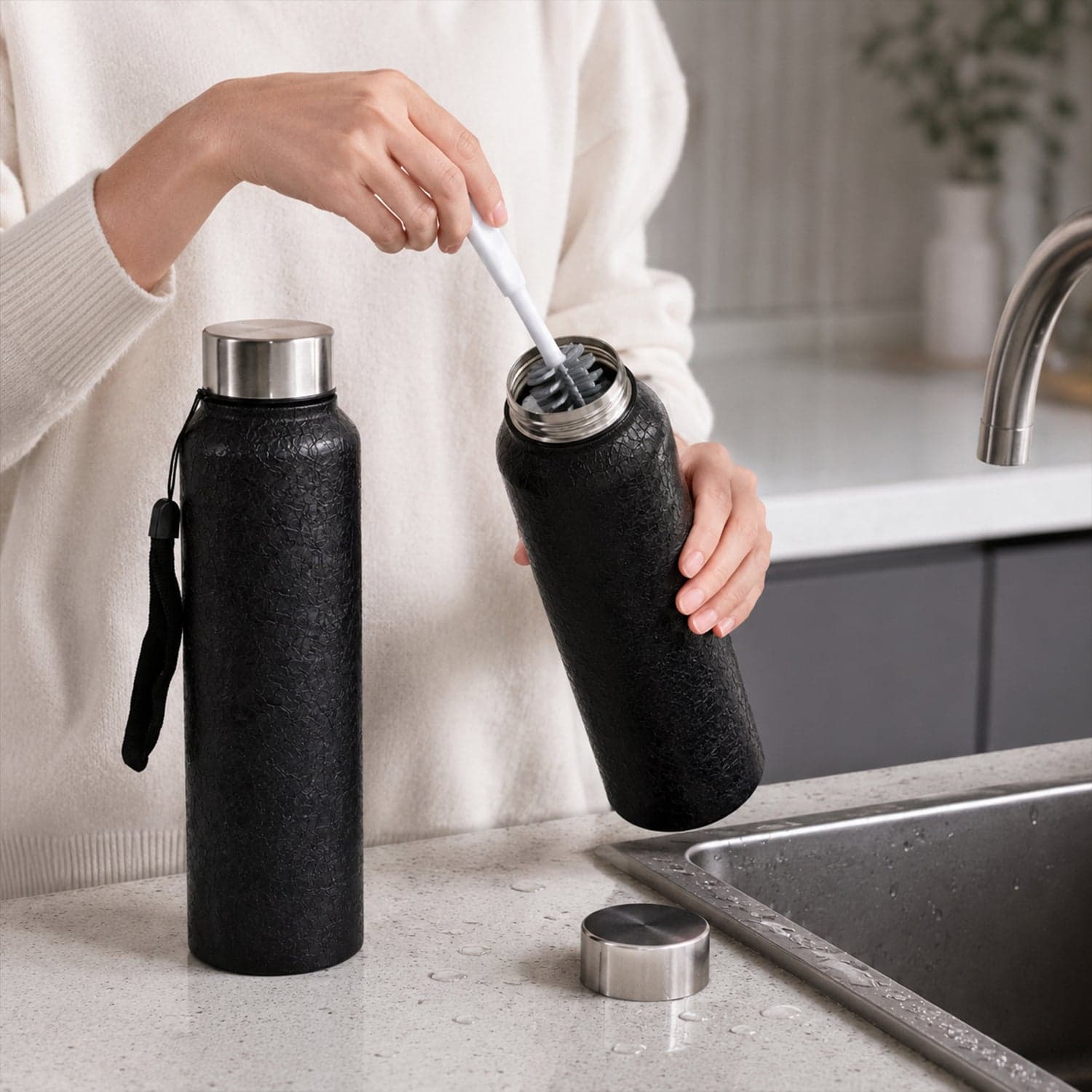 Stainless Steel Water Bottle the Leak-Proof & Thermally Insulated for Daily Use thumbnail 6