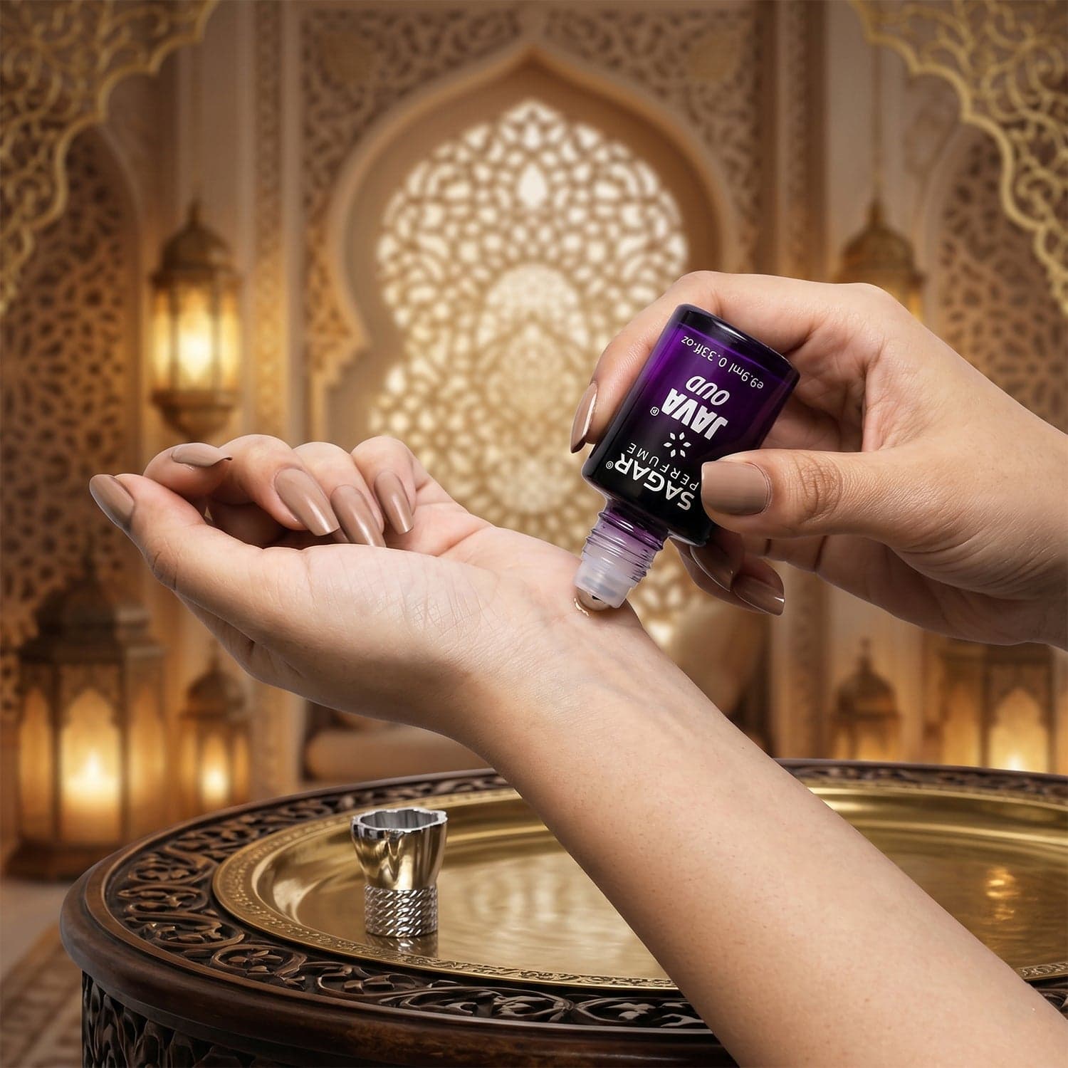 Oud Roll-On Perfume the Long Lasting, Alcohol-Free & Unisex thumbnail 7
