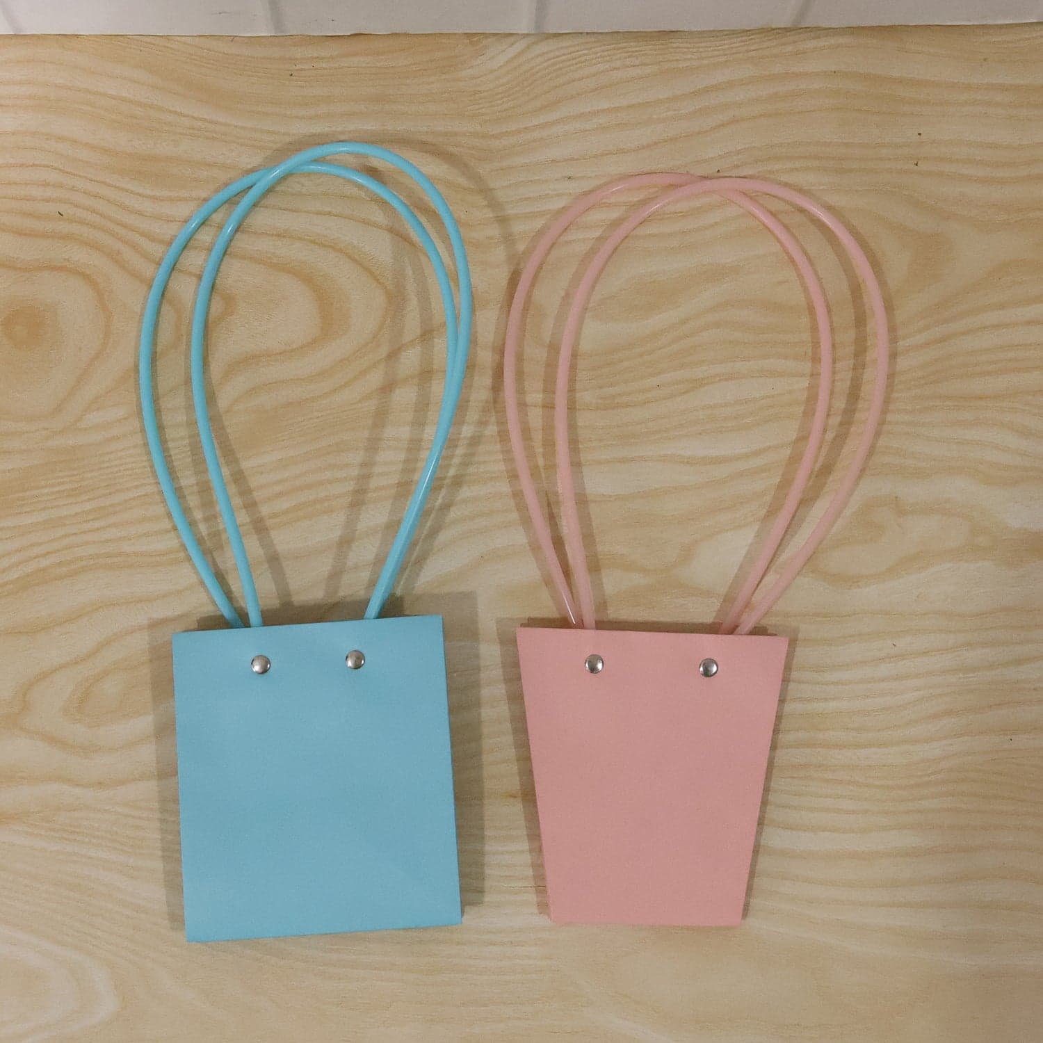 Flower Packaging Bag the Foldable Waterproof Handle for Gifts thumbnail 9
