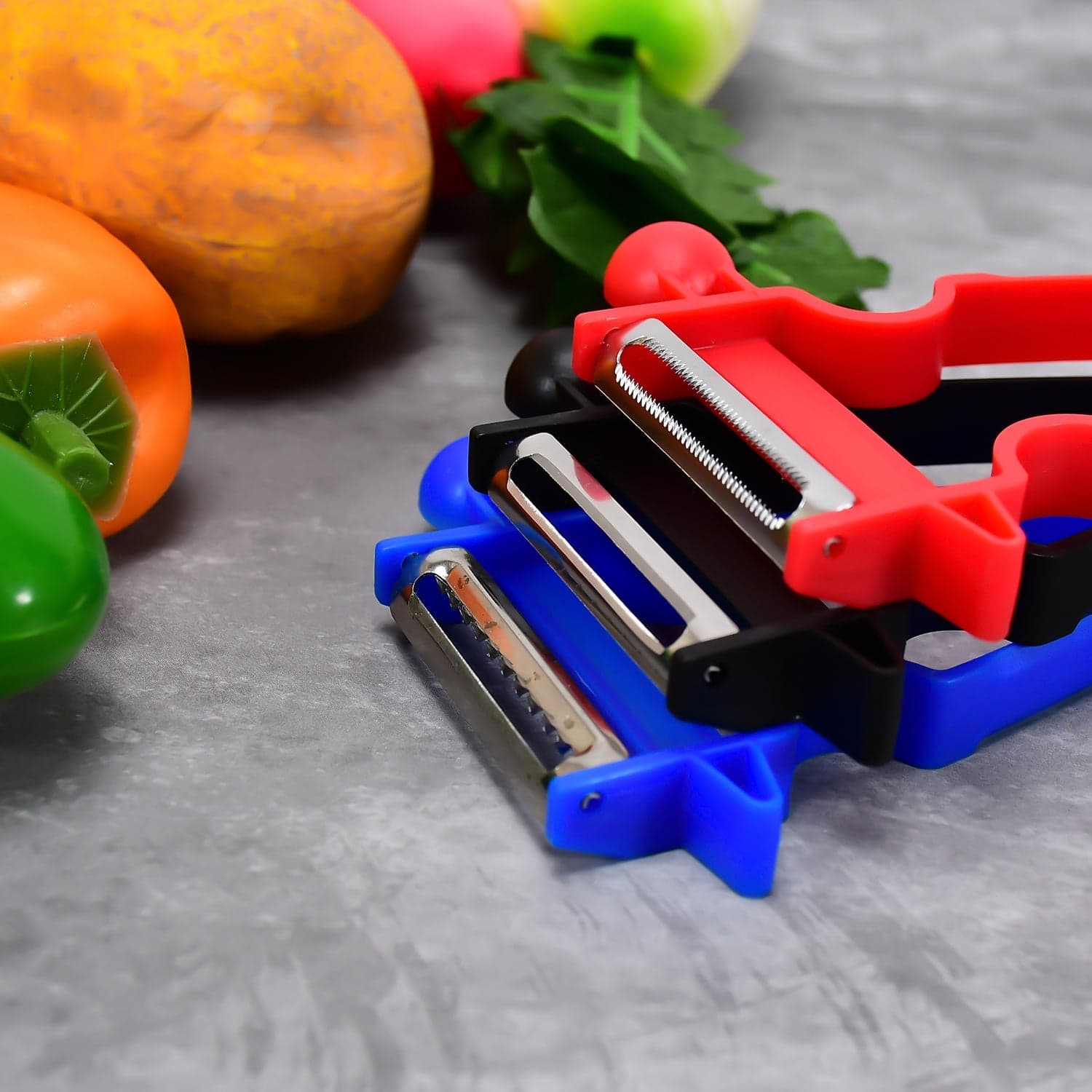 3pc Durable Blade Vegetable Peelers with Ergonomic Handles thumbnail 6
