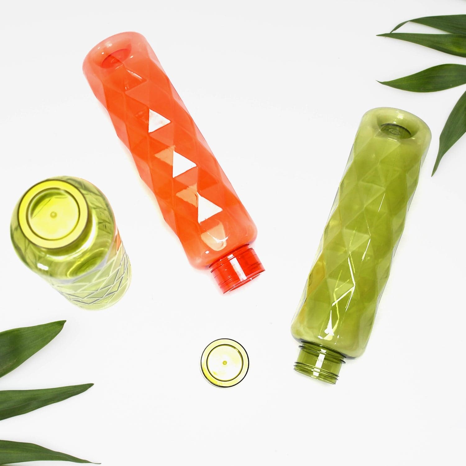 3Pc Set Diamond Cut Bottle Used for storing water and beverages purposes for people. thumbnail 3
