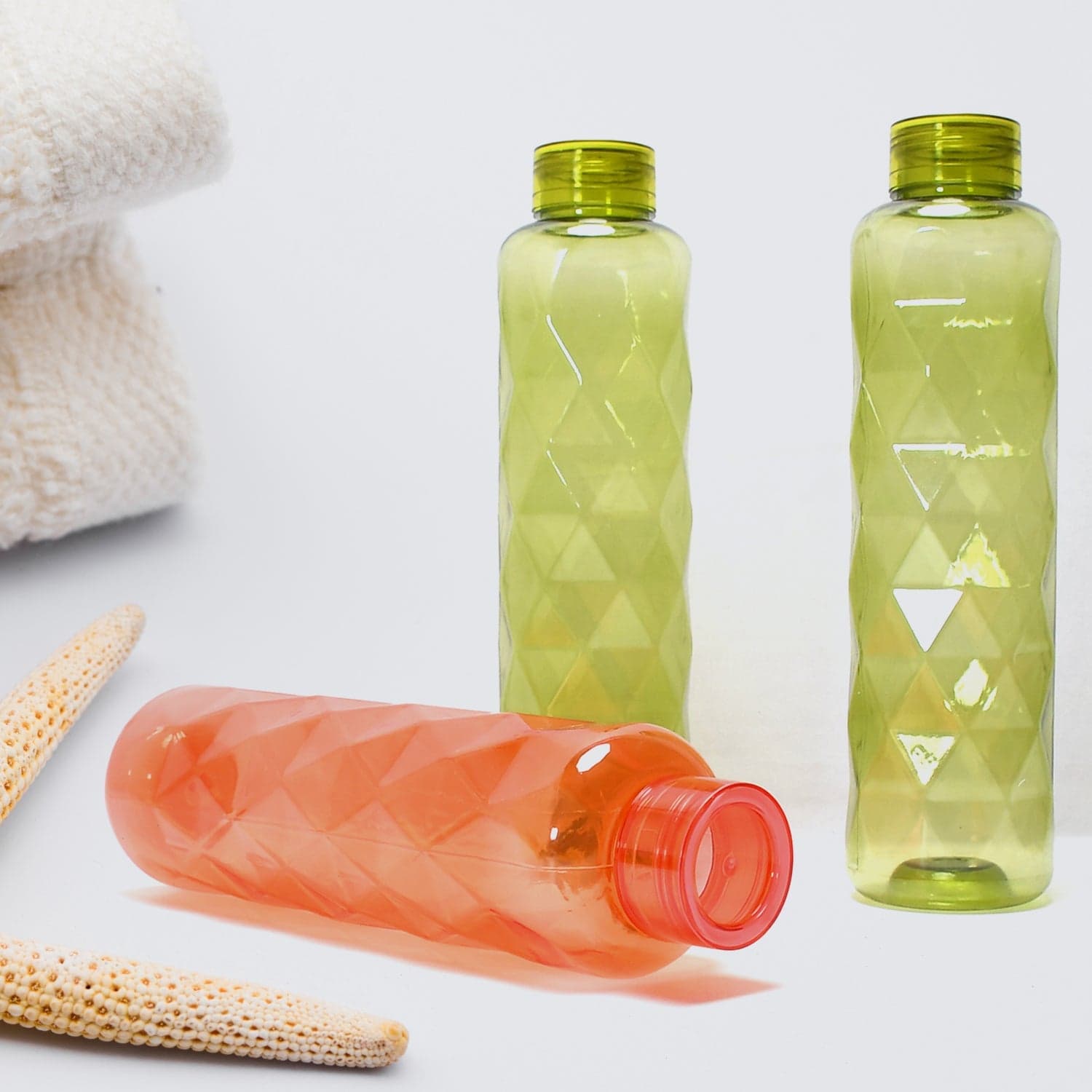 3Pc Set Diamond Cut Bottle Used for storing water and beverages purposes for people. thumbnail 4