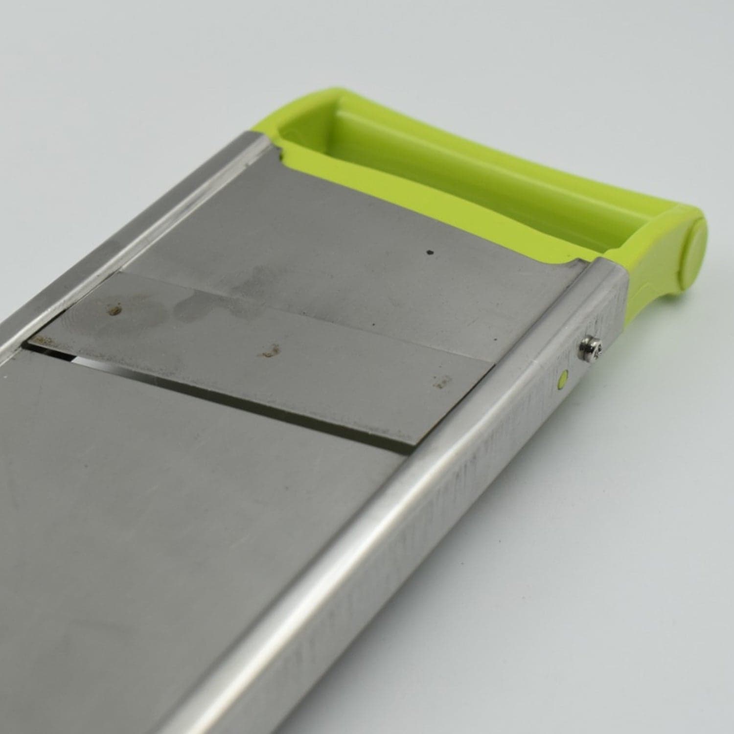 2 in 1 Potato Slicer used in all kinds of household kitchen purposes for cutting and slicing of potatoes. thumbnail 6