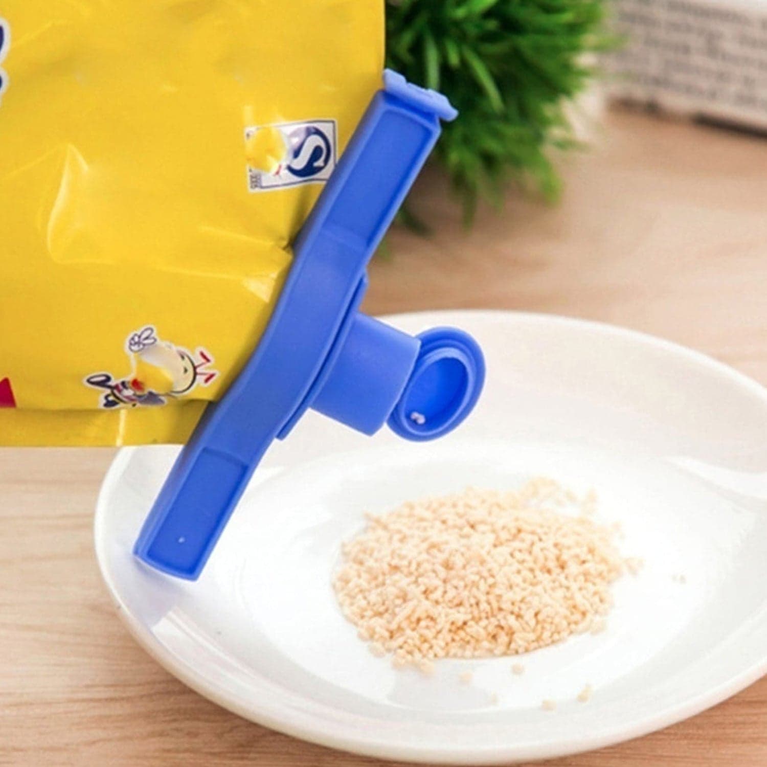 4 Pc Food Sealing Clip Used In All Kinds Of Places Including Household And Official thumbnail 10