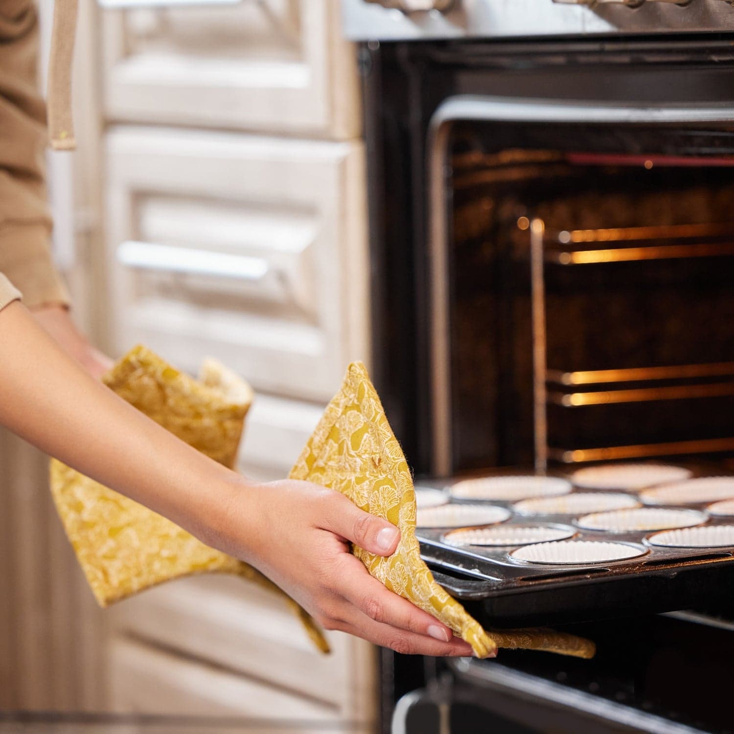 Professional Cotton Oven Mitt gloves thumbnail 1