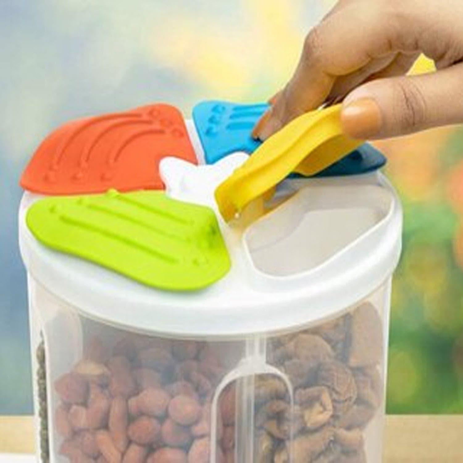 4 Section Storage containers airtight Transparent Food Plastic Storage Container thumbnail 7