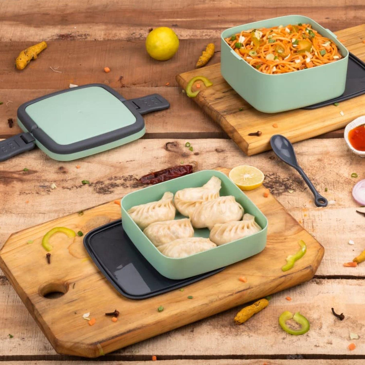 Green Double-Layer Portable Lunch Box Stackable With Carrying Handle And Spoon Lunch Box  thumbnail 2
