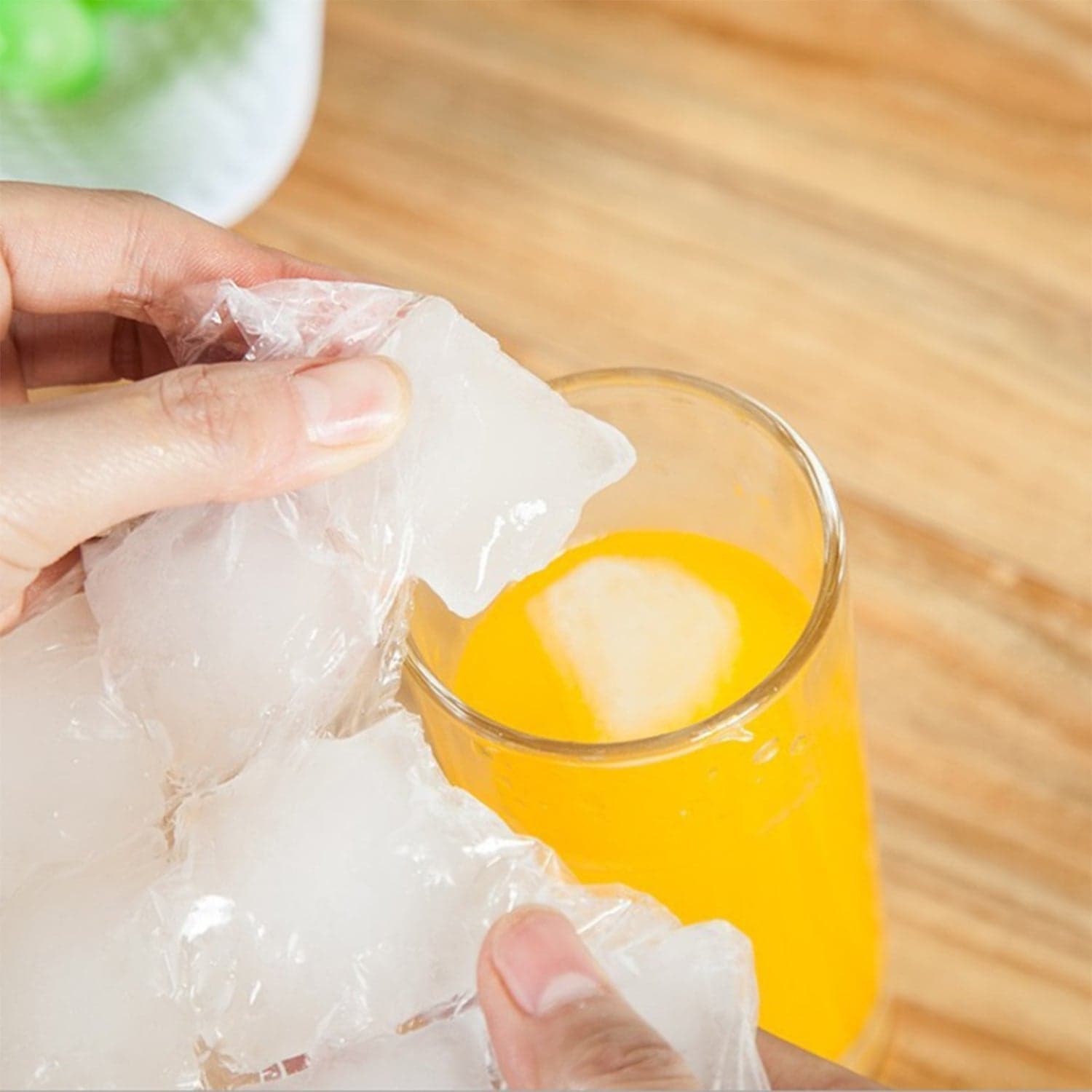 Disposable Ice Cube Bags, Stackable Easy Release Ice Cube Mold Trays Self-Seal Freezing Maker,Cold Ice Pack Cooler Bag For Cocktail Food Wine thumbnail 4