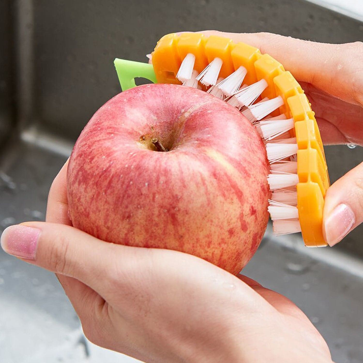 Carrot-Shaped Non-Toxic Vegetable Scrubbing Brush for Fruits & Veggies thumbnail 10