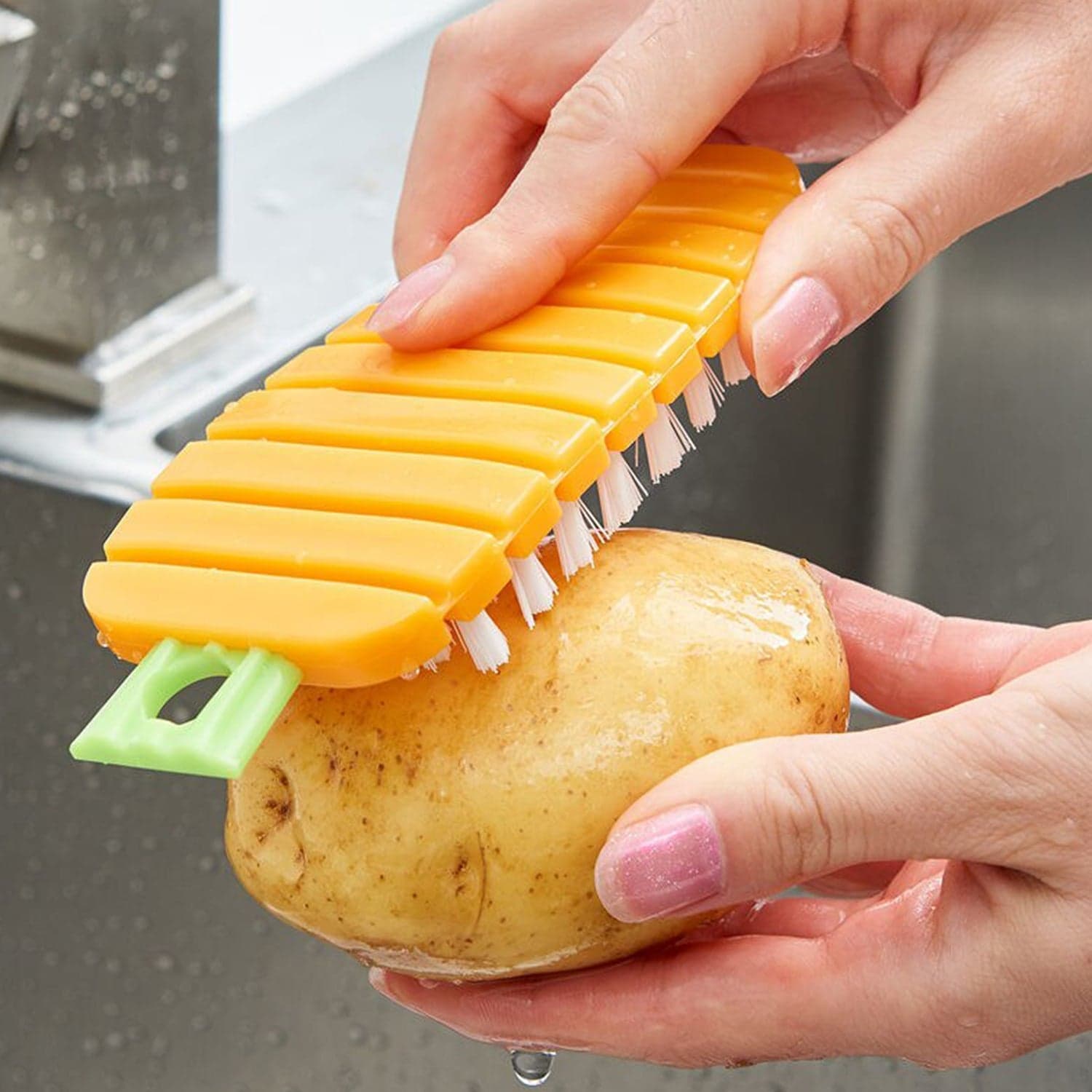 Carrot-Shaped Non-Toxic Vegetable Scrubbing Brush for Fruits & Veggies thumbnail 11