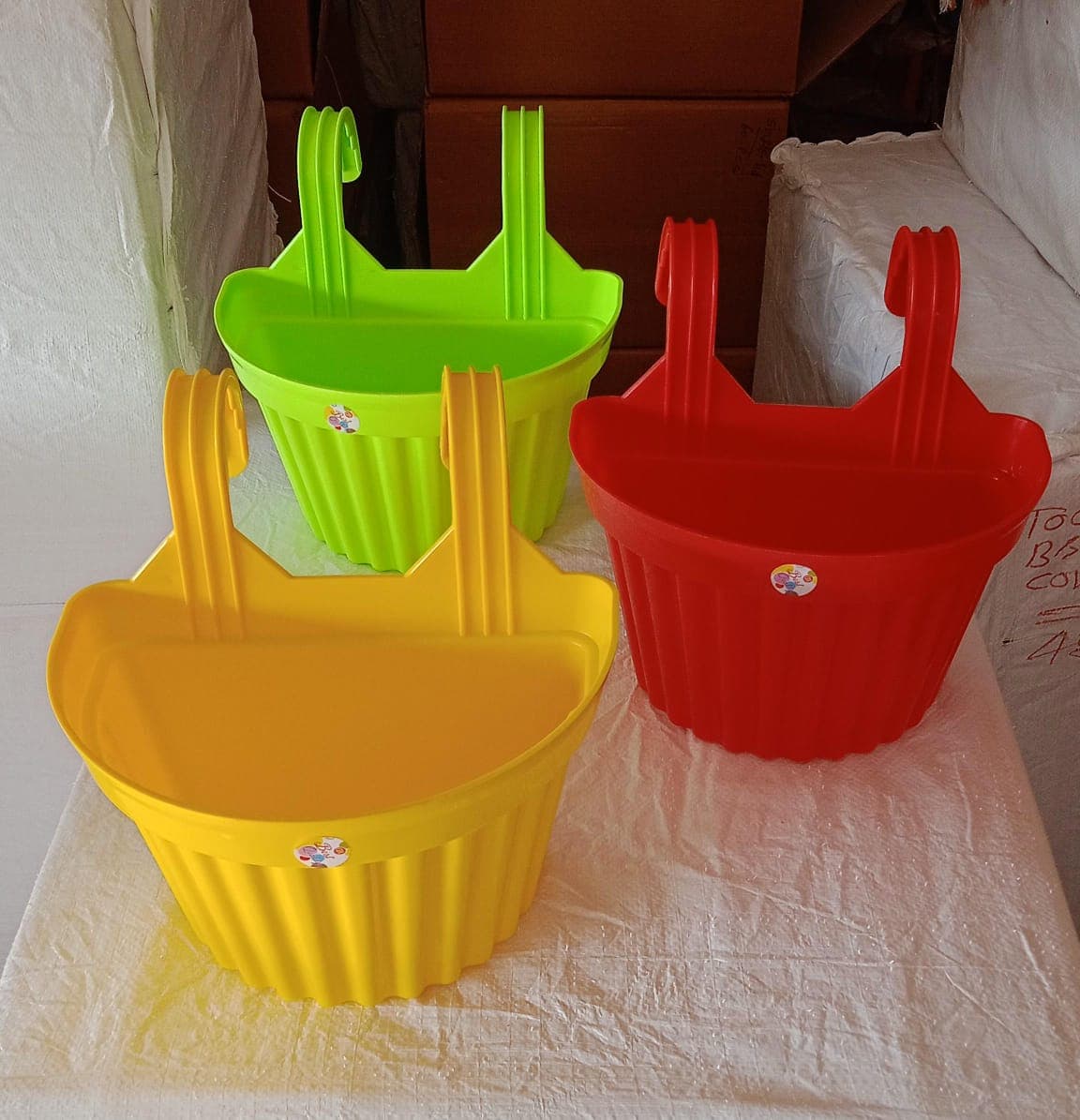 Multicolor Hanging Plastic Planters Orchid Relling  thumbnail 8