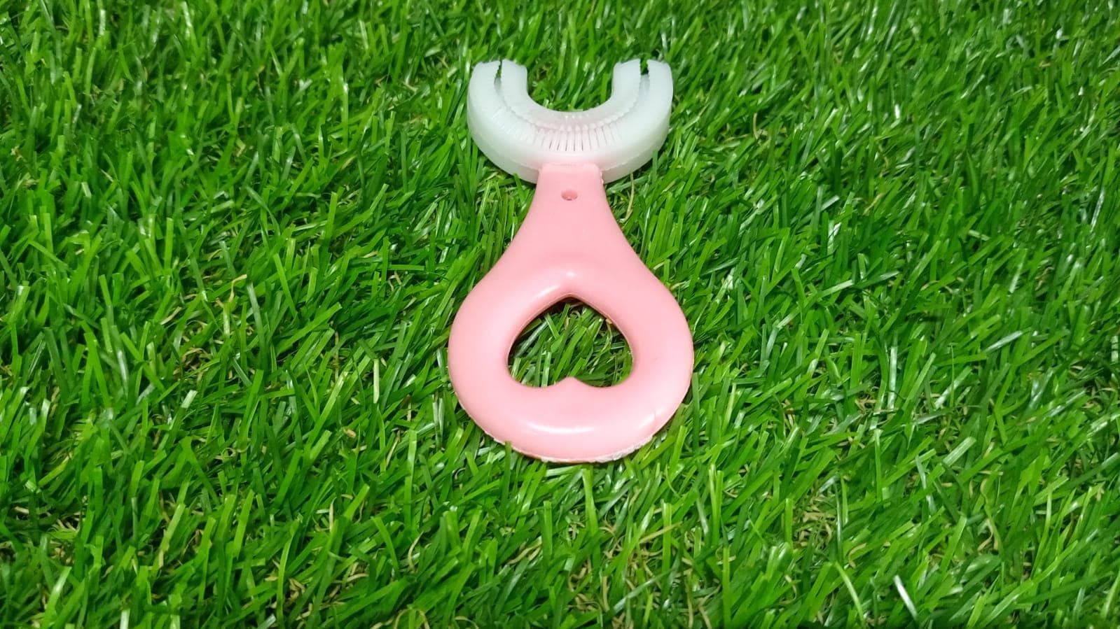 U-Shaped Toothbrush For Kids, 2-6 Years Kids Baby Infant Toothbrush, Food Grade Ultra Soft Silicone Brush Head. thumbnail 8