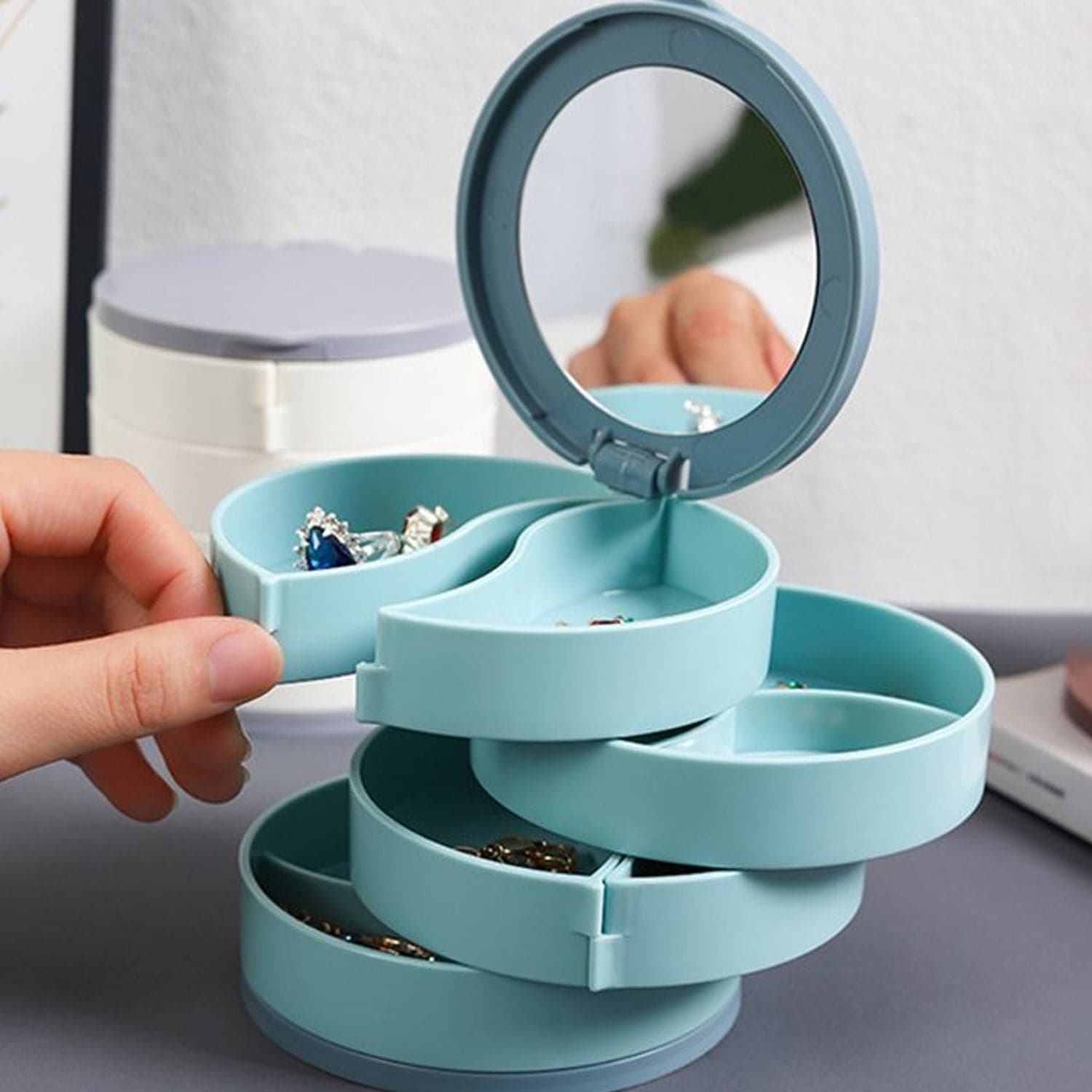 4 Layers Jewellery Box thumbnail 1
