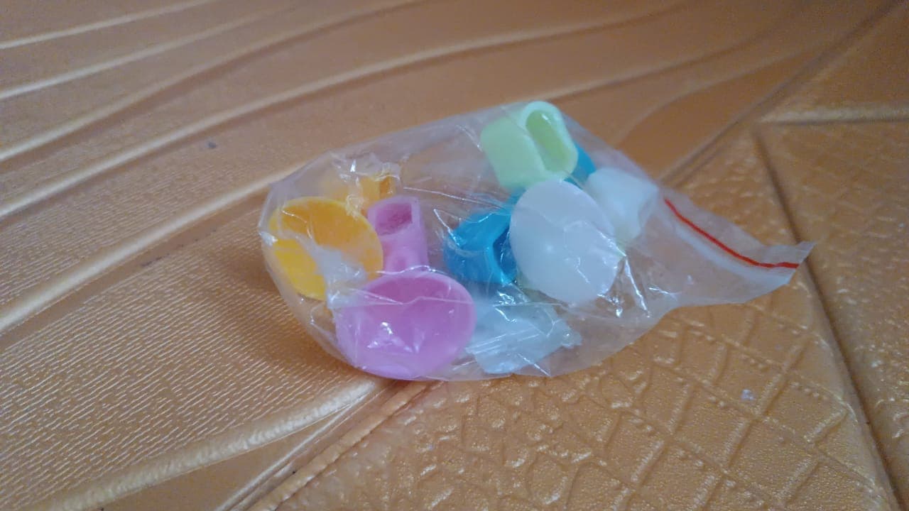 Self-Sucking Silicone Door Stopper (5 Pcs Set) thumbnail 9