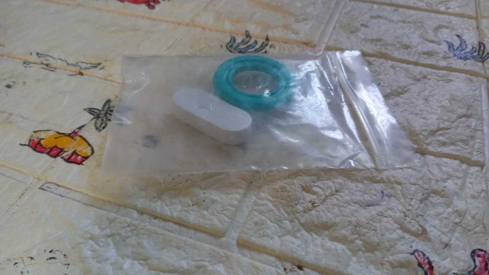 Toilet Seat Lifter (1 Pc): Sanitary Handle, Avoid Touching Seat thumbnail 8