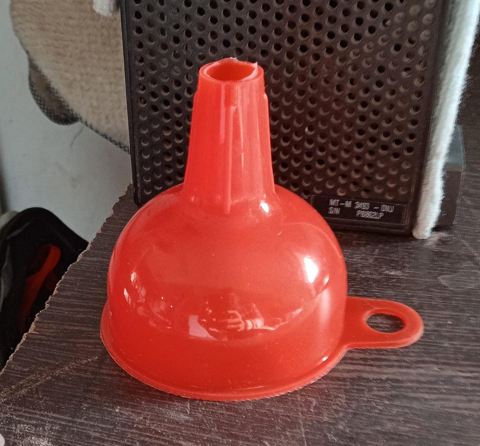 Food-Grade Silicone Funnel: Safe & Easy Transfer for Liquids & Grains (1 Pc) thumbnail 12
