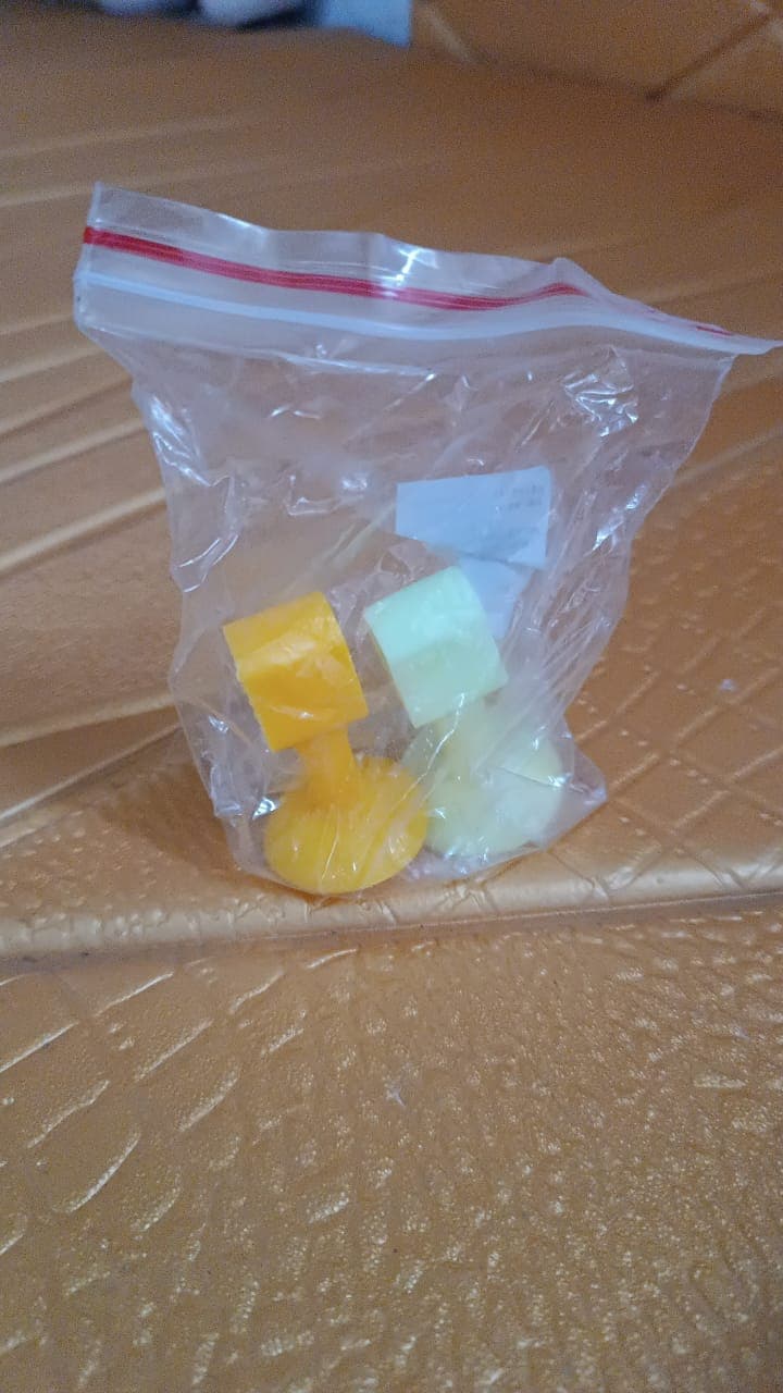 Self-Sucking Silicone Door Stopper (2 Pcs Set) thumbnail 9