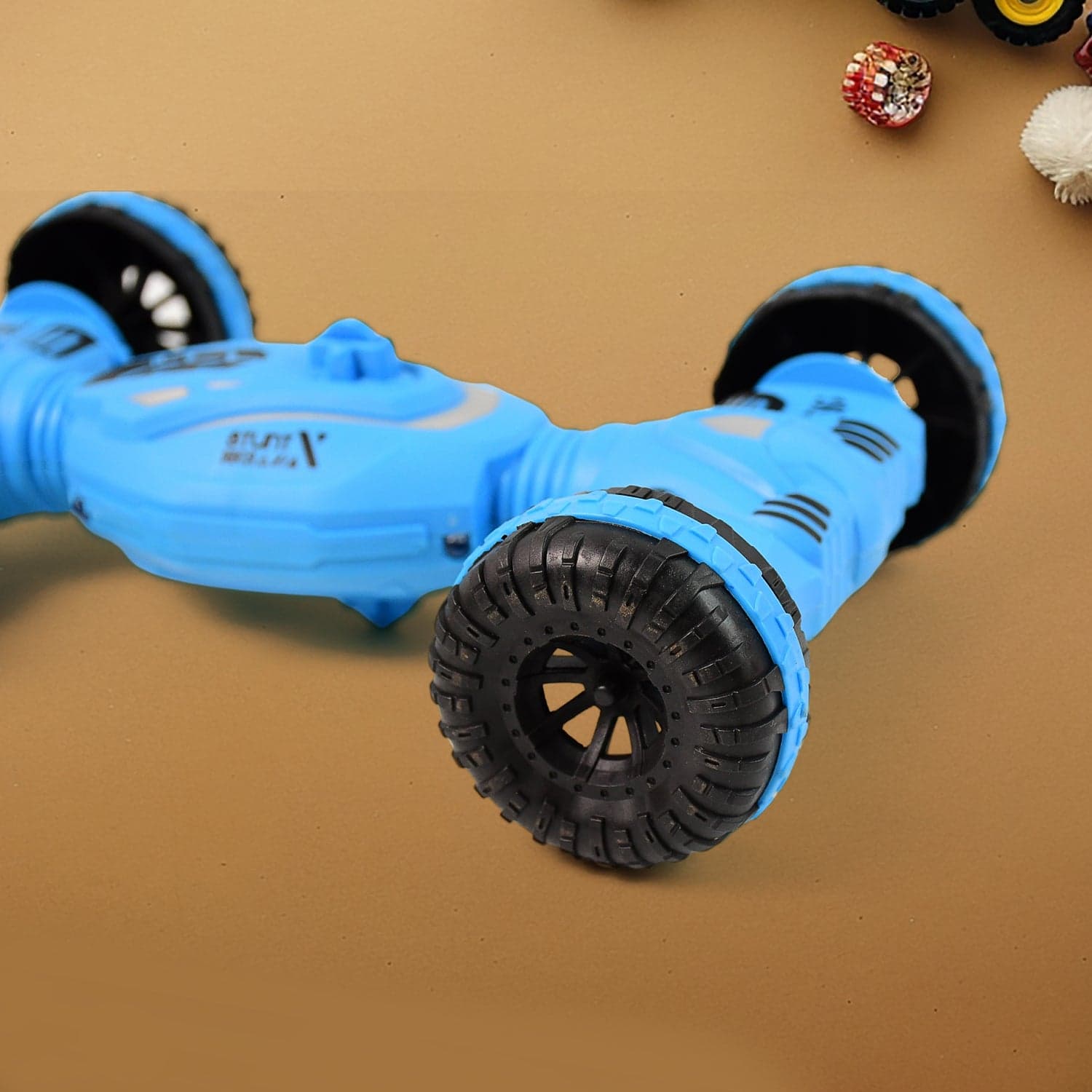 Electroplay Remote Control Car, RC Stunt Car Toys thumbnail 7