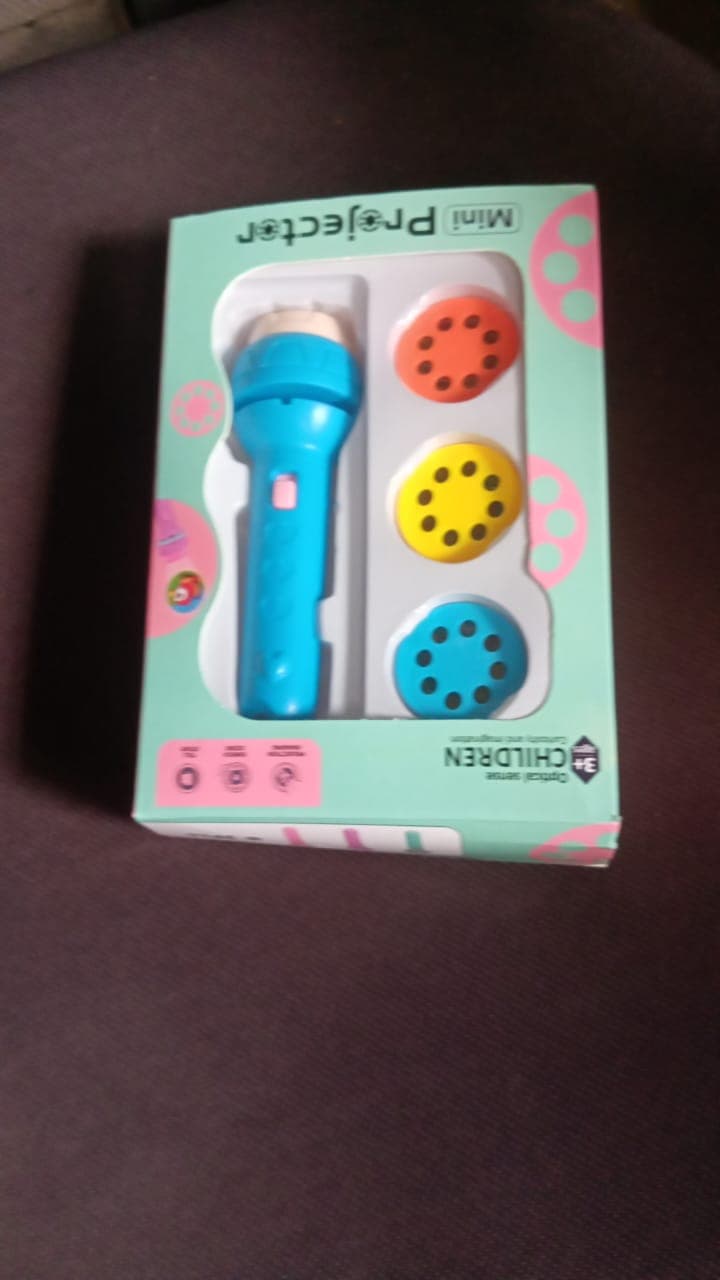 Mini Slide Projector For Kids With 3 Slide And Animated Pattern thumbnail 8