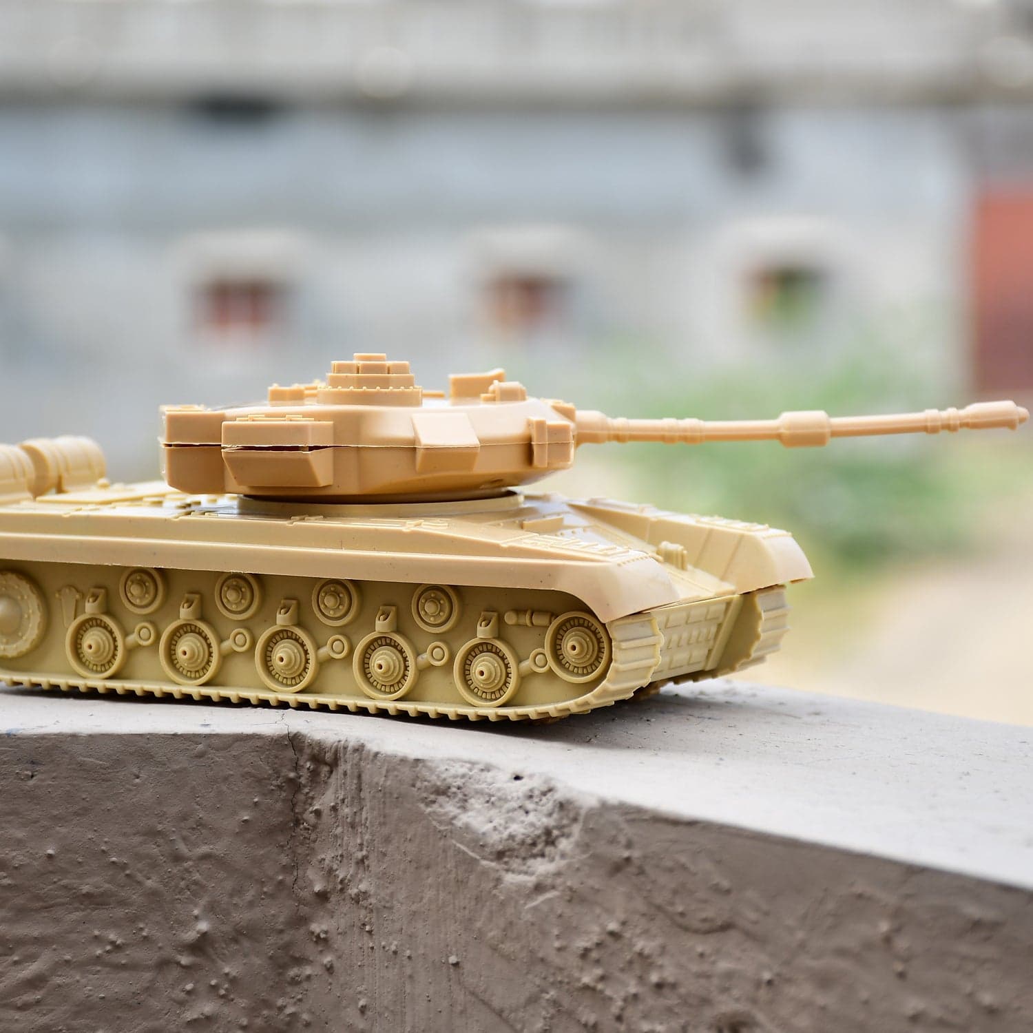 Pull Back Army Tank Toy for Kids. thumbnail 7