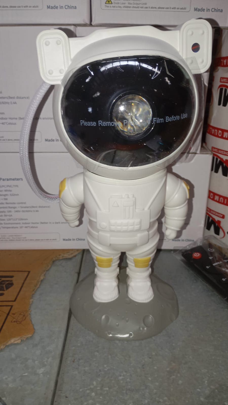 Robot Sky Space Stars Light Astronaut Galaxy Projector thumbnail 9