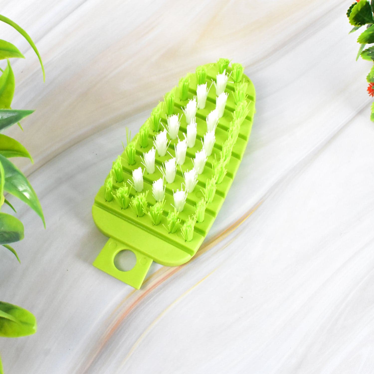 Plastic Fruit & Vegetable Brush (1 Pc) thumbnail 1
