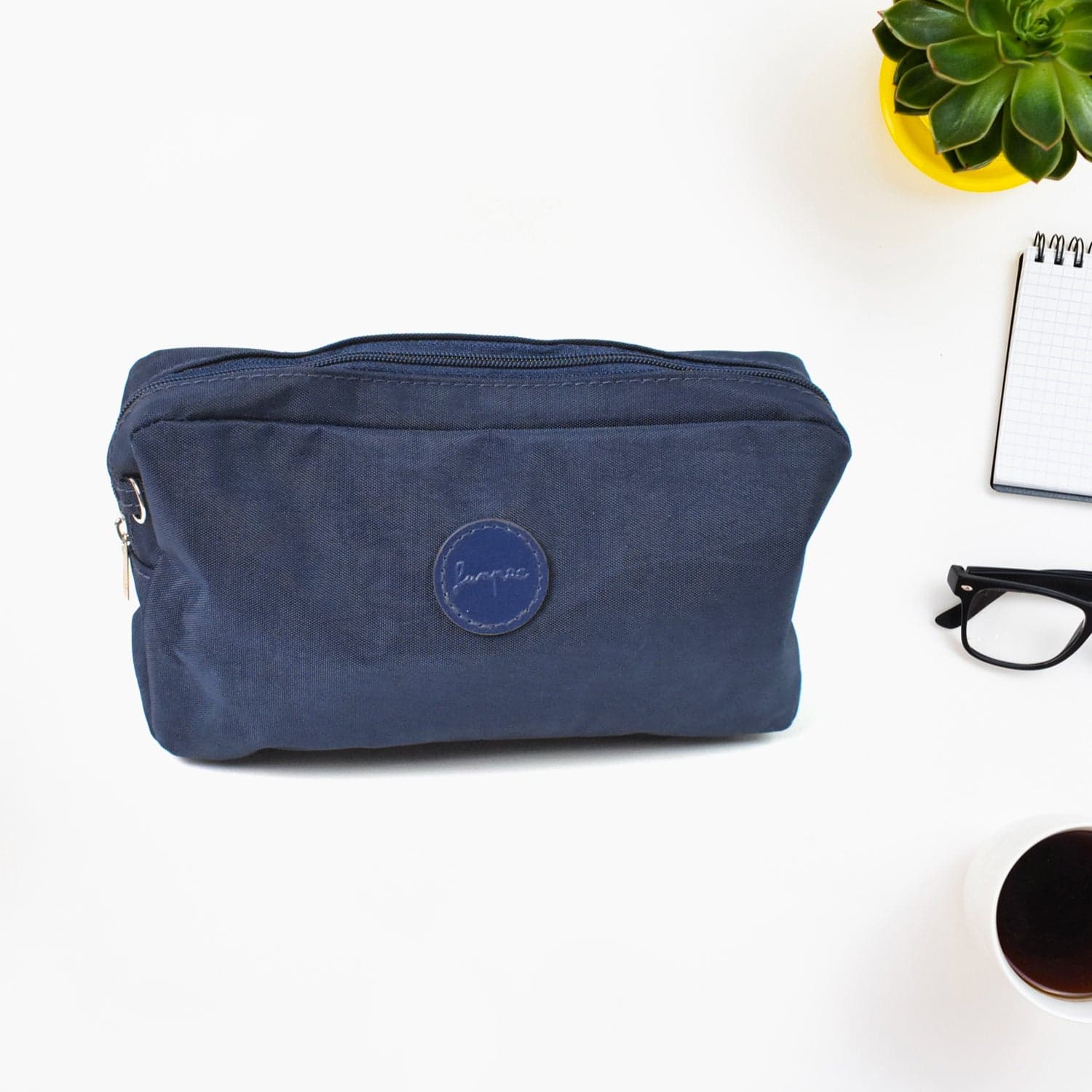 Multipurpose Big Pouch With Zipper (1 Pc) thumbnail 3