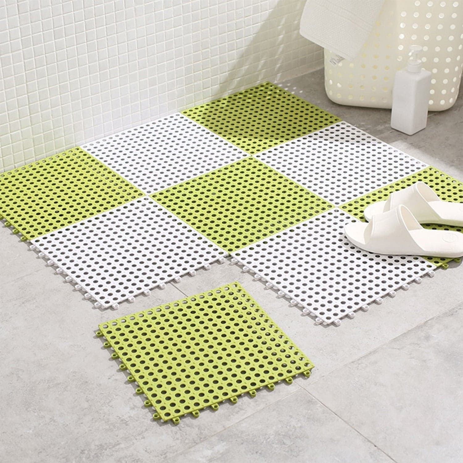 Bath Anti Slip Mat Used while bathing and toilet purposes to avoid slippery floor surfaces. (26x26 Cm) thumbnail 8