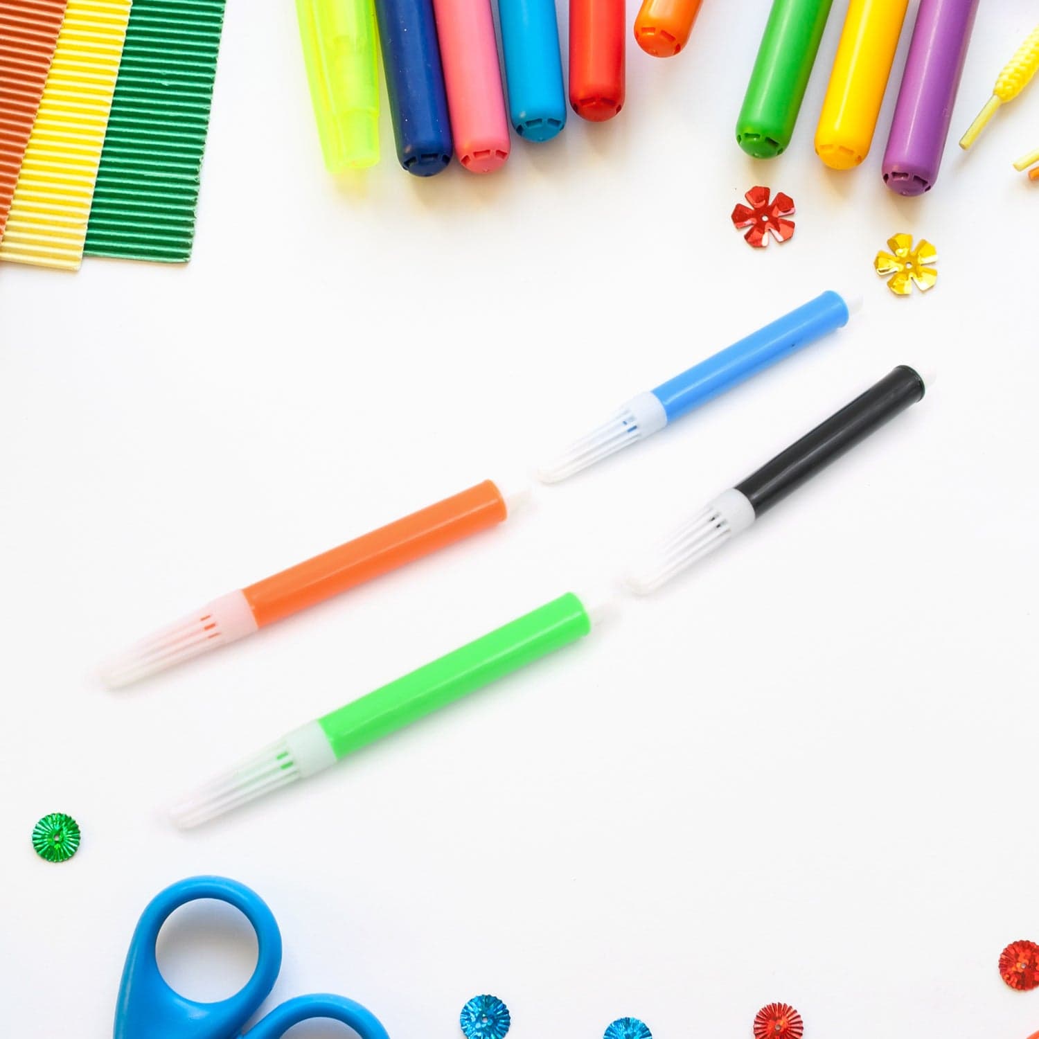 4-Piece Waterproof Marker Pen Art Set for DIY Crafts, Kids & Artists thumbnail 3
