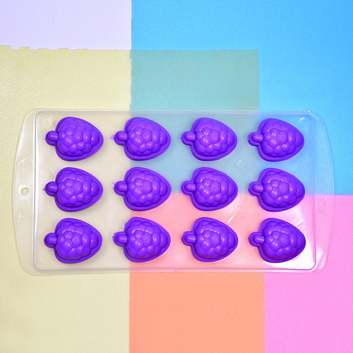 Mix design Ice Trays for Freezer with Easy to Release Flexible Silicone shape ice cavity. thumbnail 7