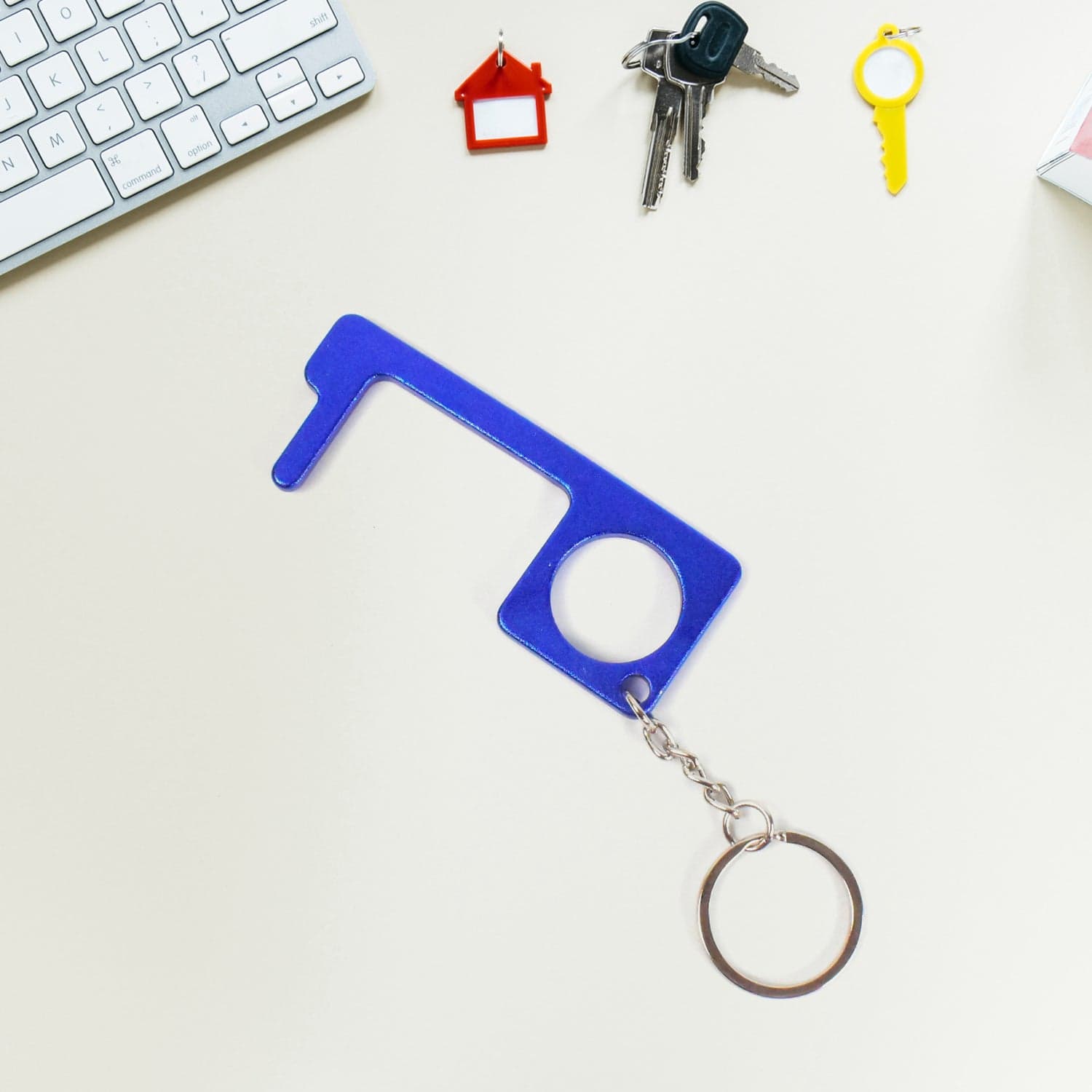 Metal Key Shape Keychain, Door Opener Tool (1 Pc) thumbnail 3