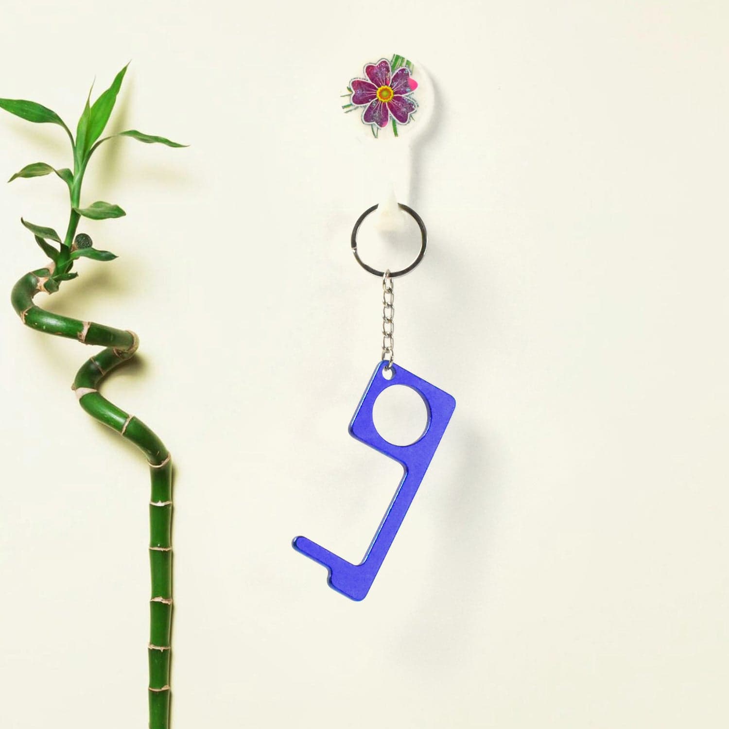 Metal Key Shape Keychain, Door Opener Tool (1 Pc) thumbnail 6