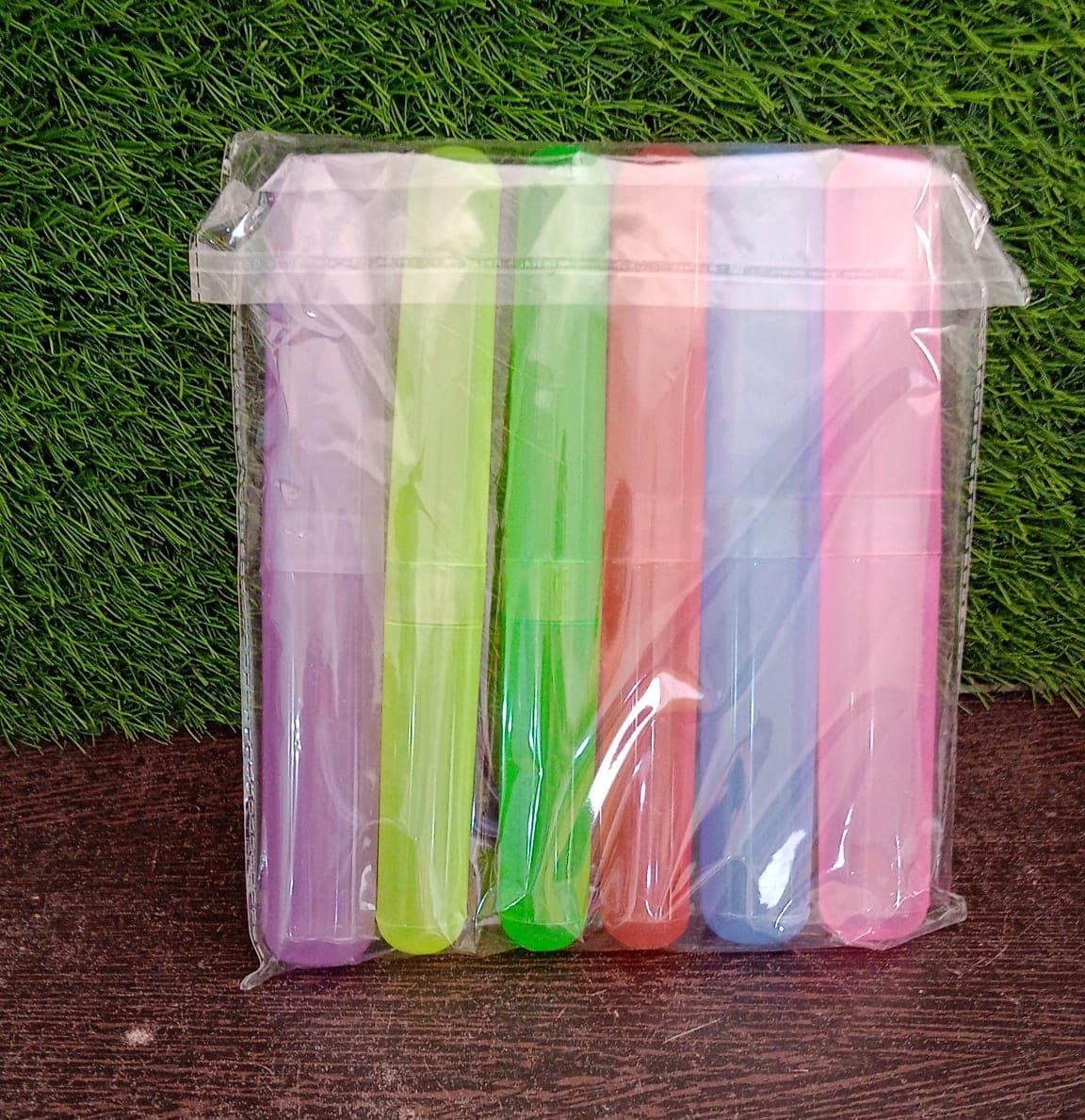 Plastic Toothbrush Covers - 6pc Anti-Bacterial Travel Protectors for Oral Care thumbnail 9