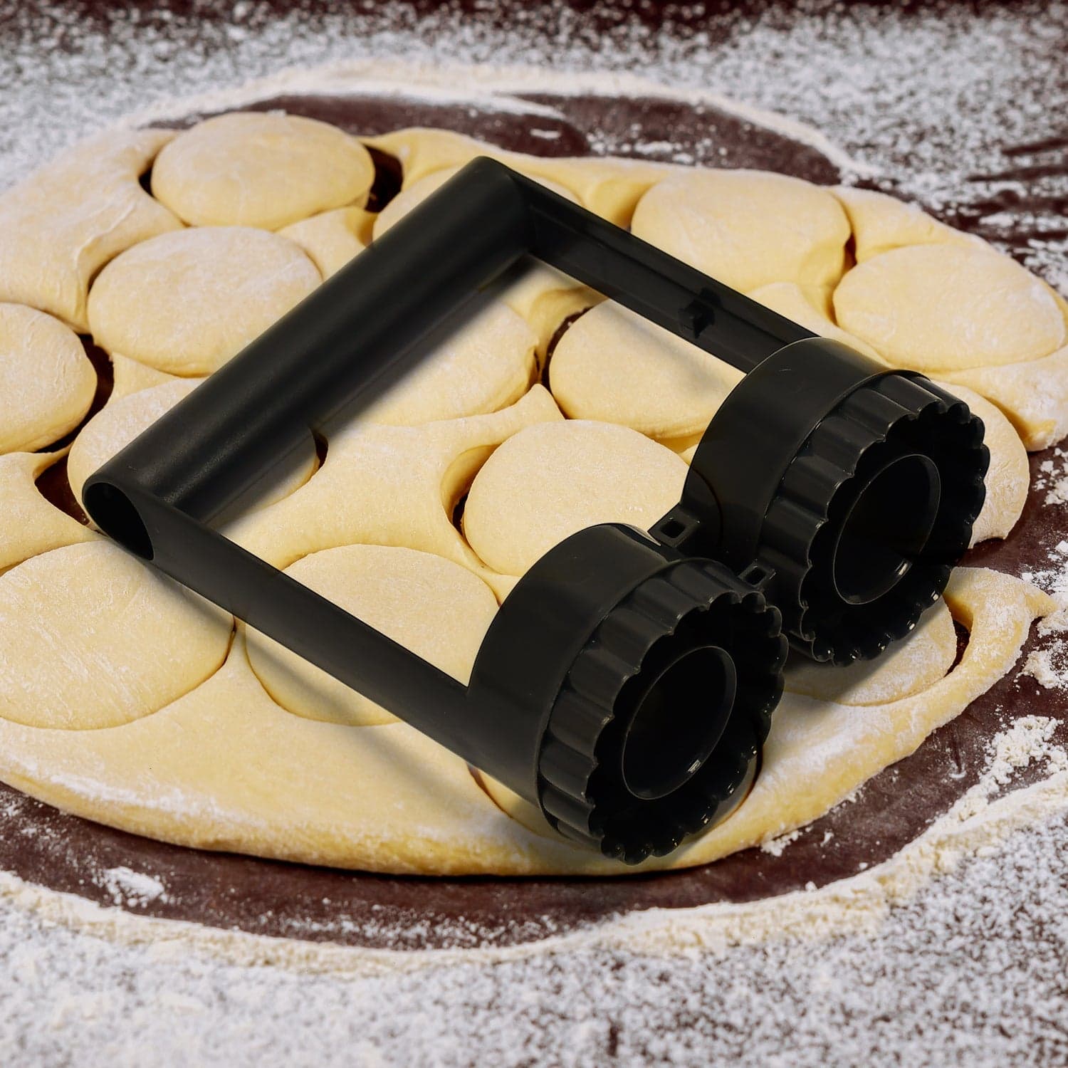 Plastic Handle Fancy Scalloped Edge Shape Cookie Cutter Biscuit Mold Cake Decoration Tools thumbnail 5
