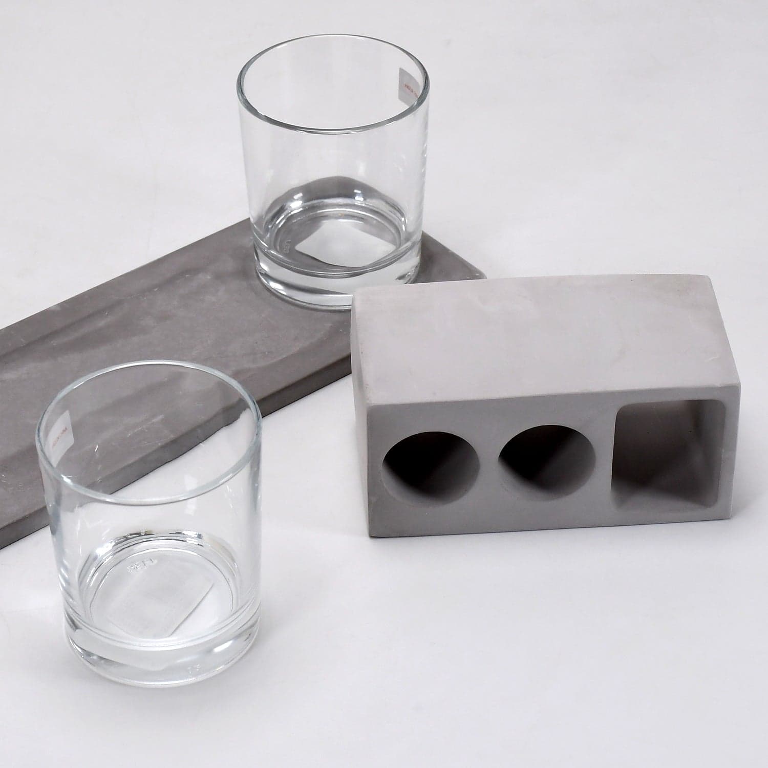 2 Wine Glasses & Marble Holder - Attractive Design for Hotels & Cafes thumbnail 1