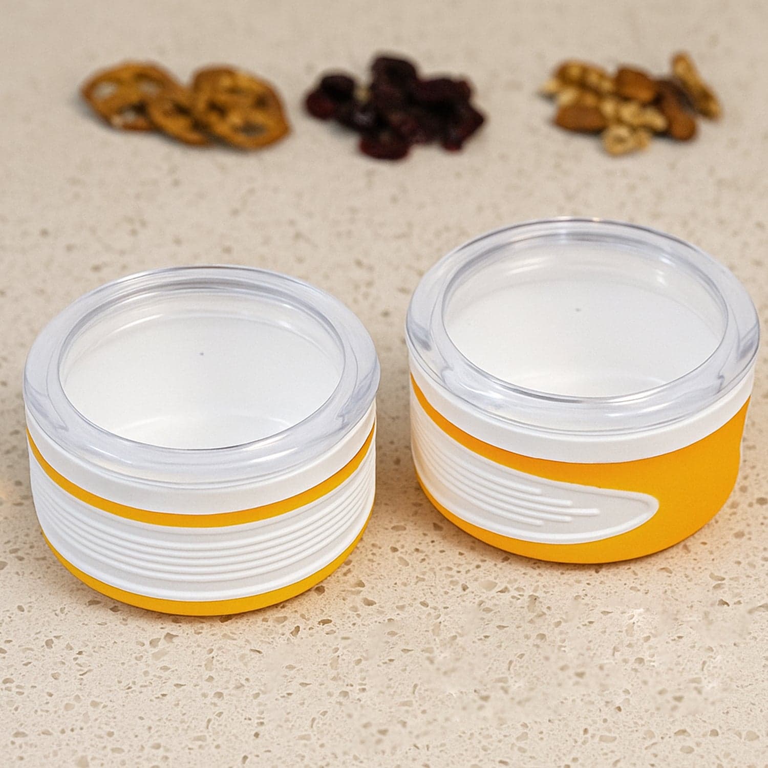 Airtight Plastic Storage Container Set (2 pieces, 550ml) thumbnail 1